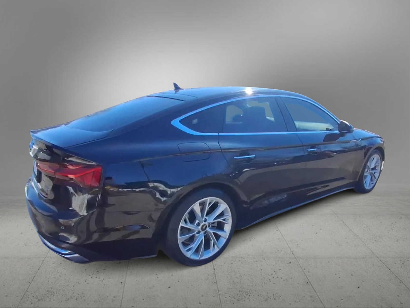 Thumbnail: 2022 Audi A5 - 8