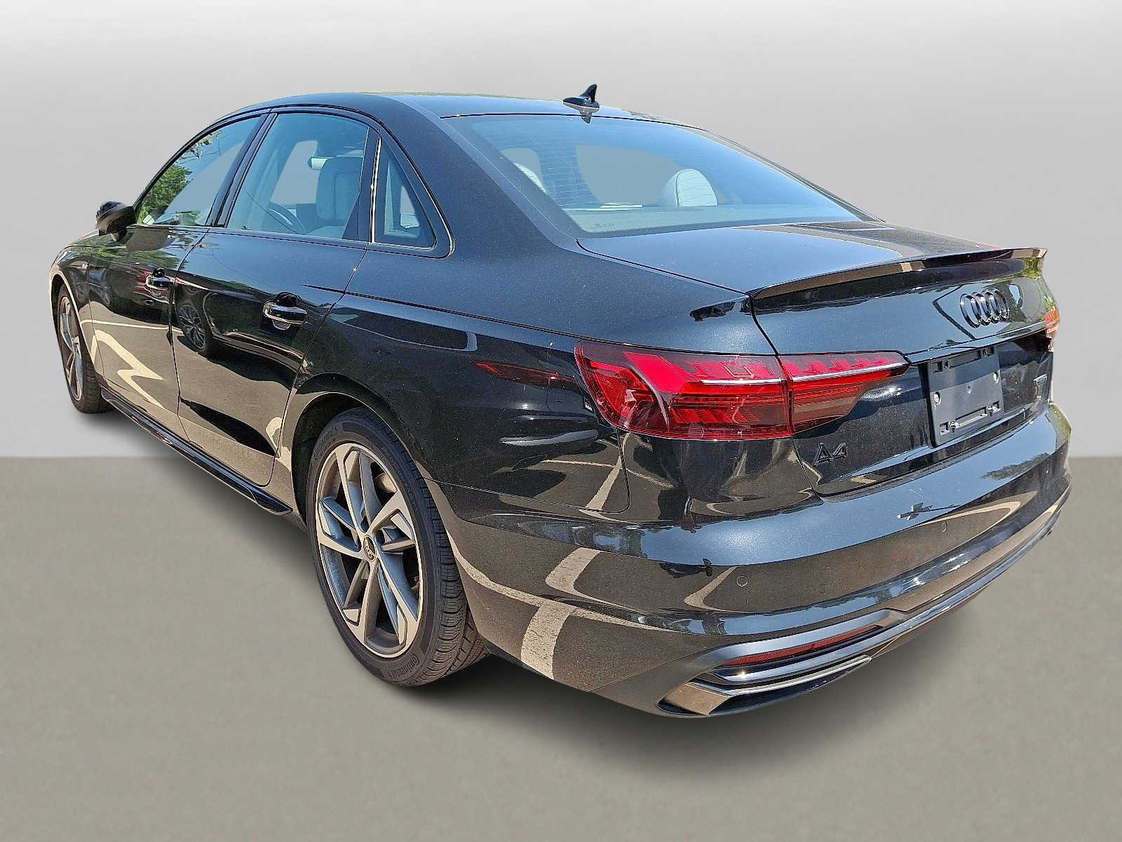 Thumbnail: 2023 Audi A4 - 4