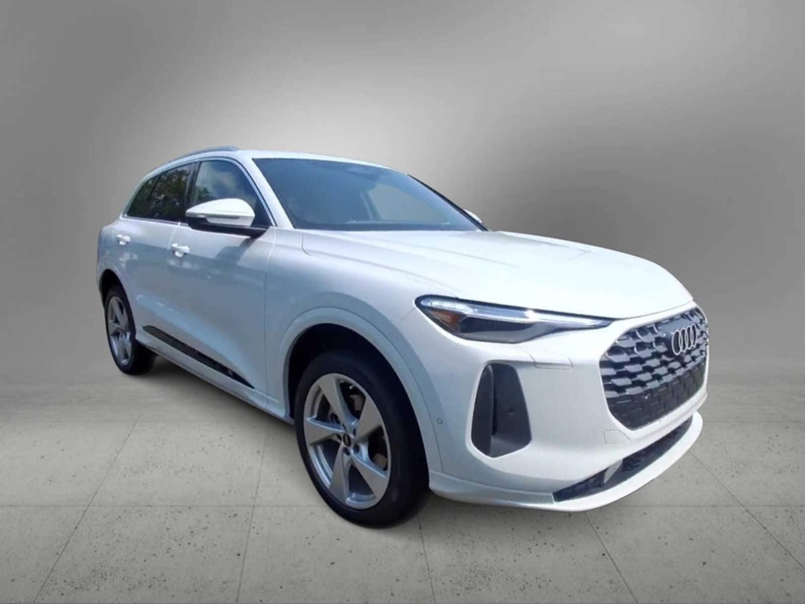 2025 Audi Q5 Premium Plus 2