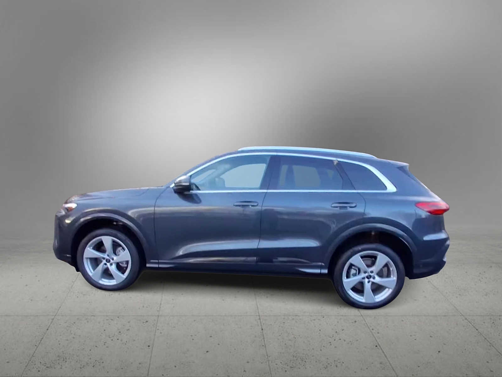 Thumbnail: 2025 Audi Q5 - 5