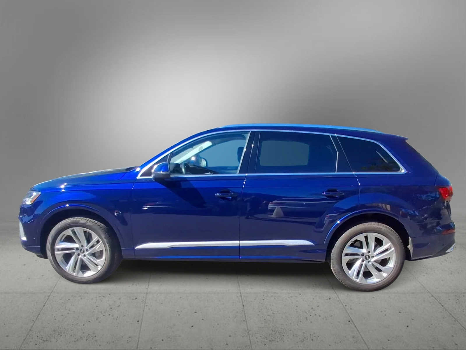 Thumbnail: 2023 Audi Q7 - 4
