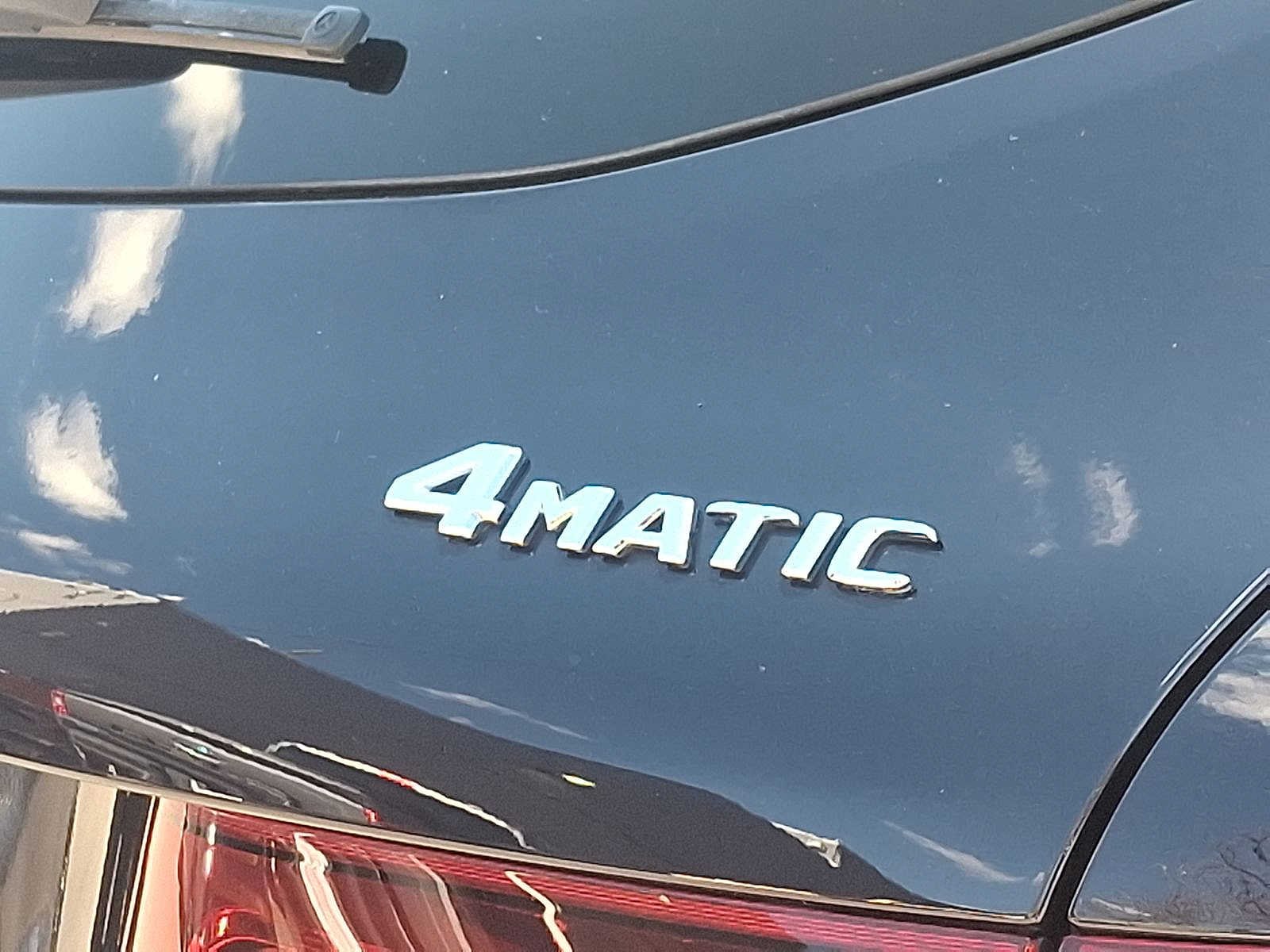 Thumbnail: 2022 Mercedes-Benz GLC - 24