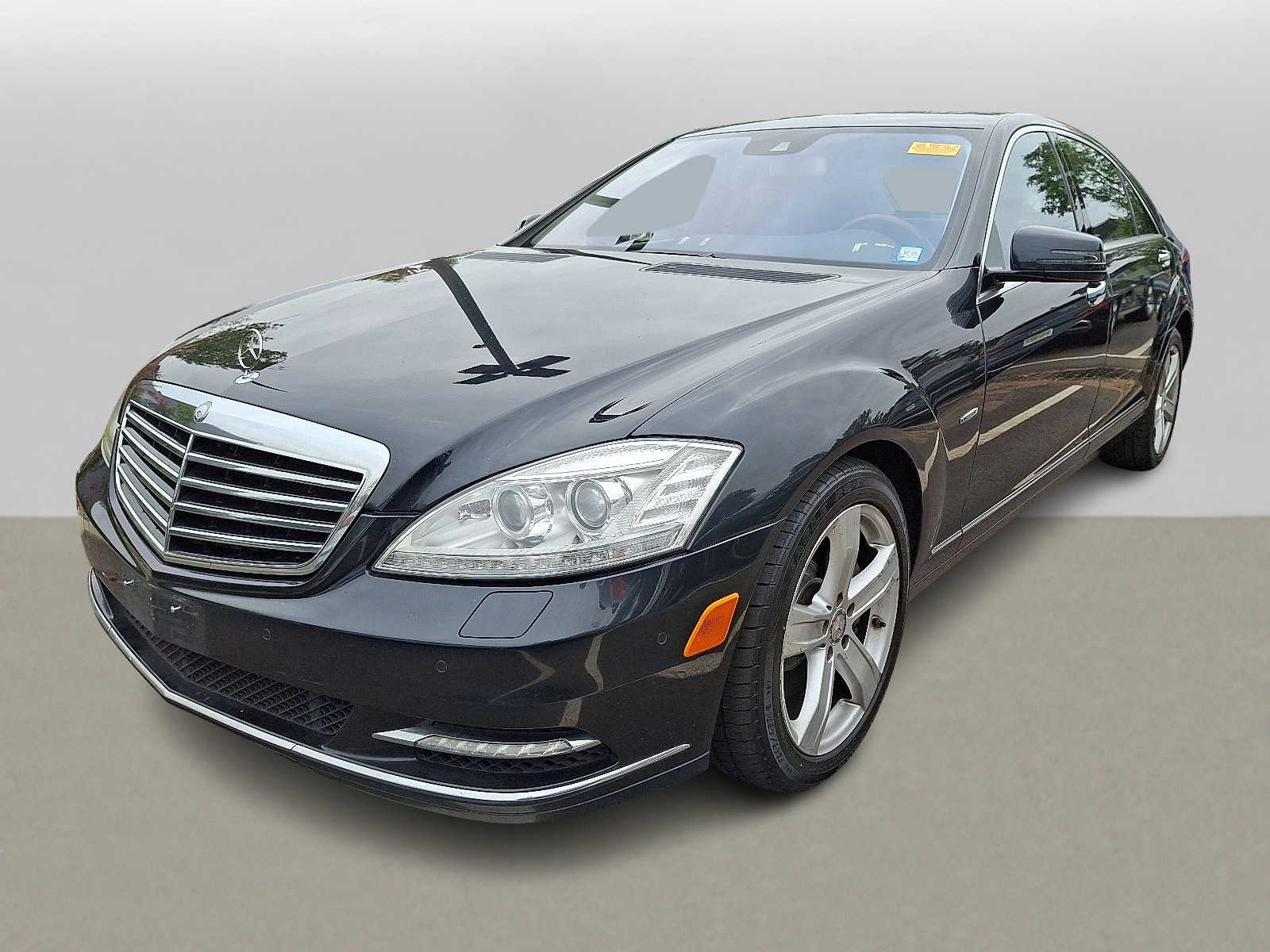 Thumbnail: 2012 Mercedes-Benz S-Class - 1