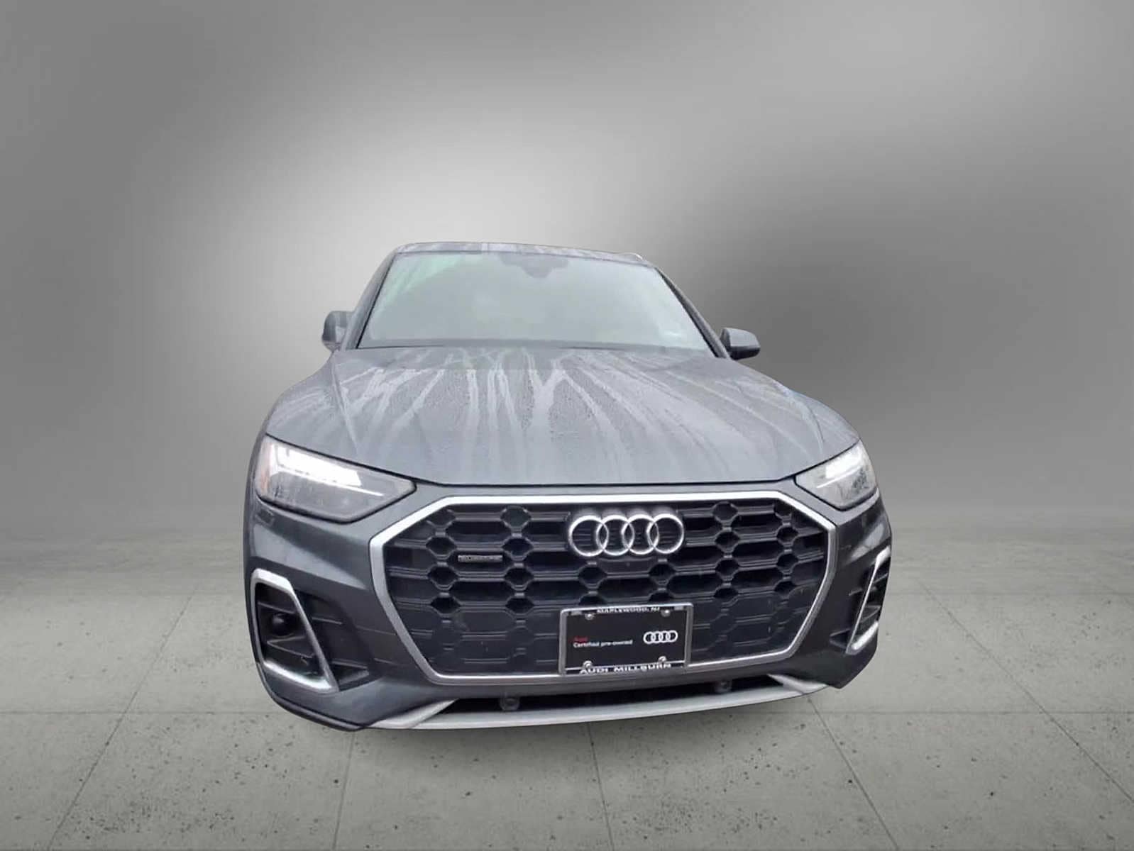 Thumbnail: 2022 Audi Q5 - 3