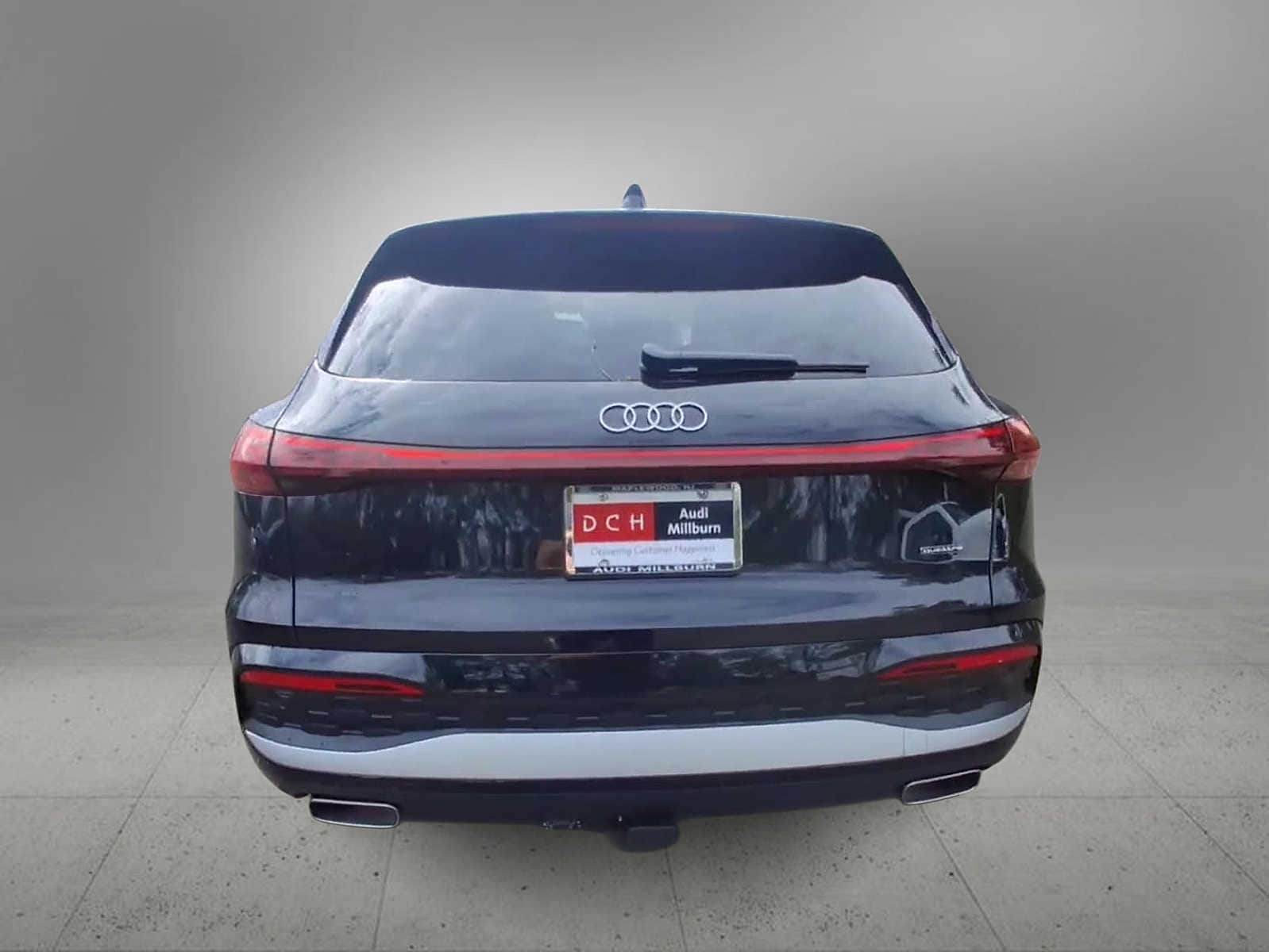 Thumbnail: 2025 Audi Q5 - 7