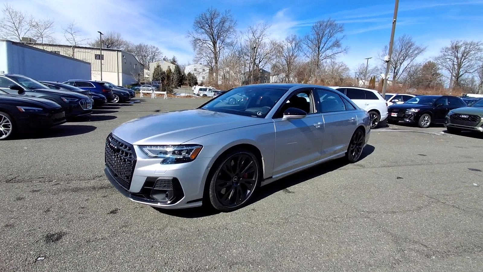 Thumbnail: 2025 Audi S8 - 4