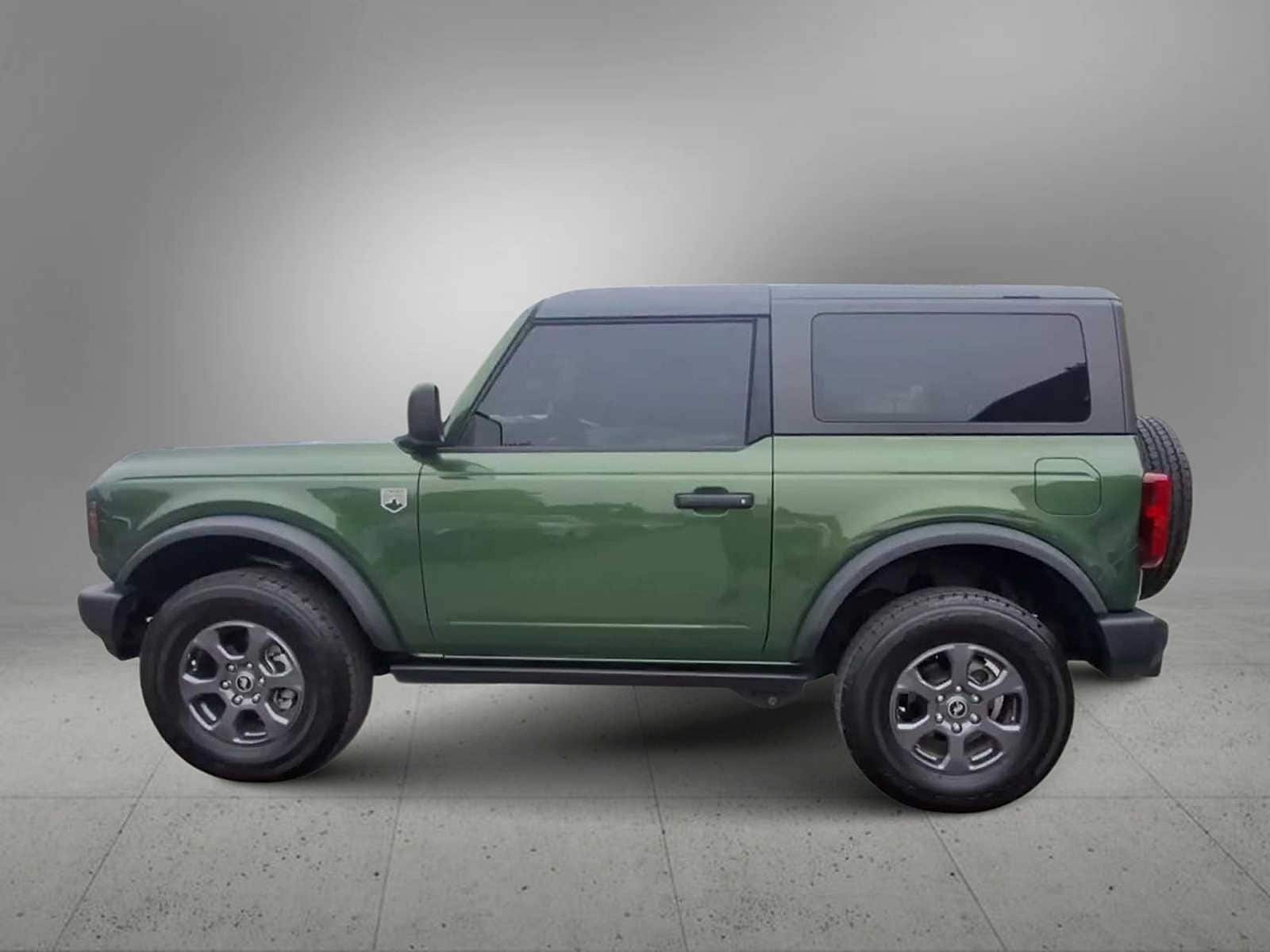 Thumbnail: 2022 Ford Bronco - 5