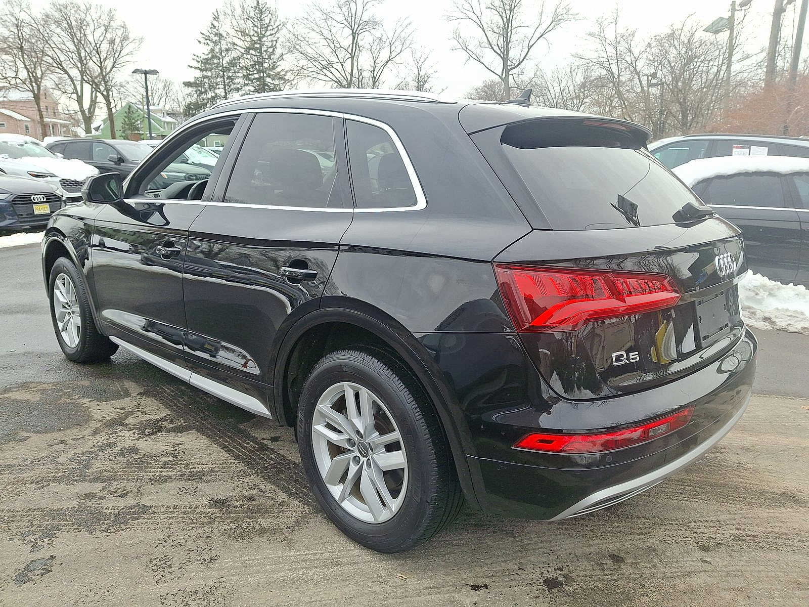Thumbnail: 2020 Audi Q5 - 22