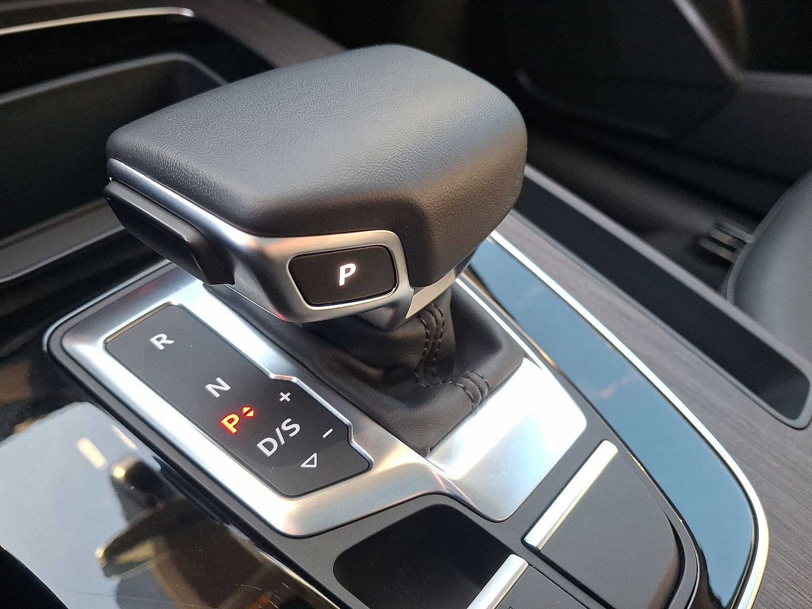 Thumbnail: 2023 Audi Q5 - 12