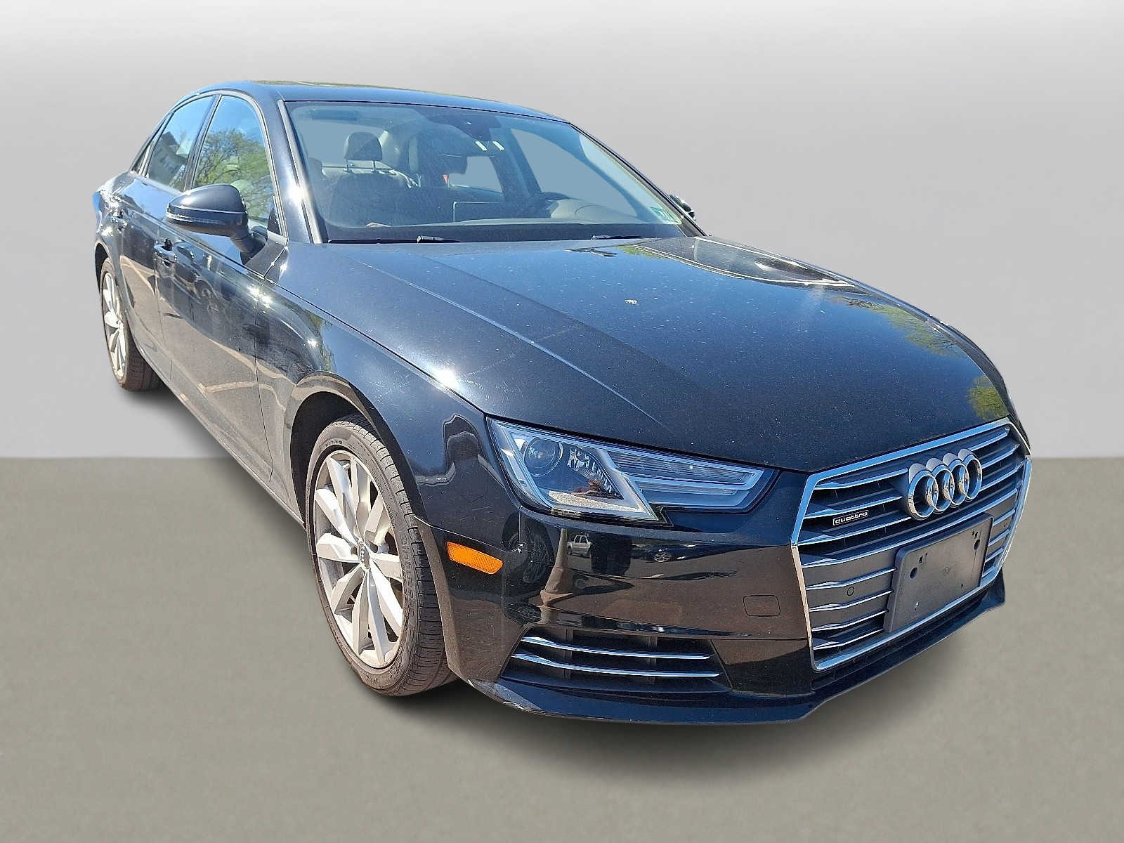 Thumbnail: 2017 Audi A4 - 2