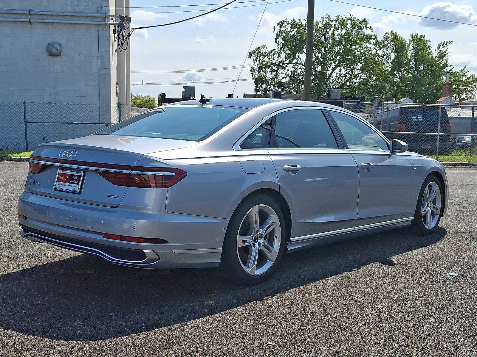 Thumbnail: 2025 Audi A8 - 12