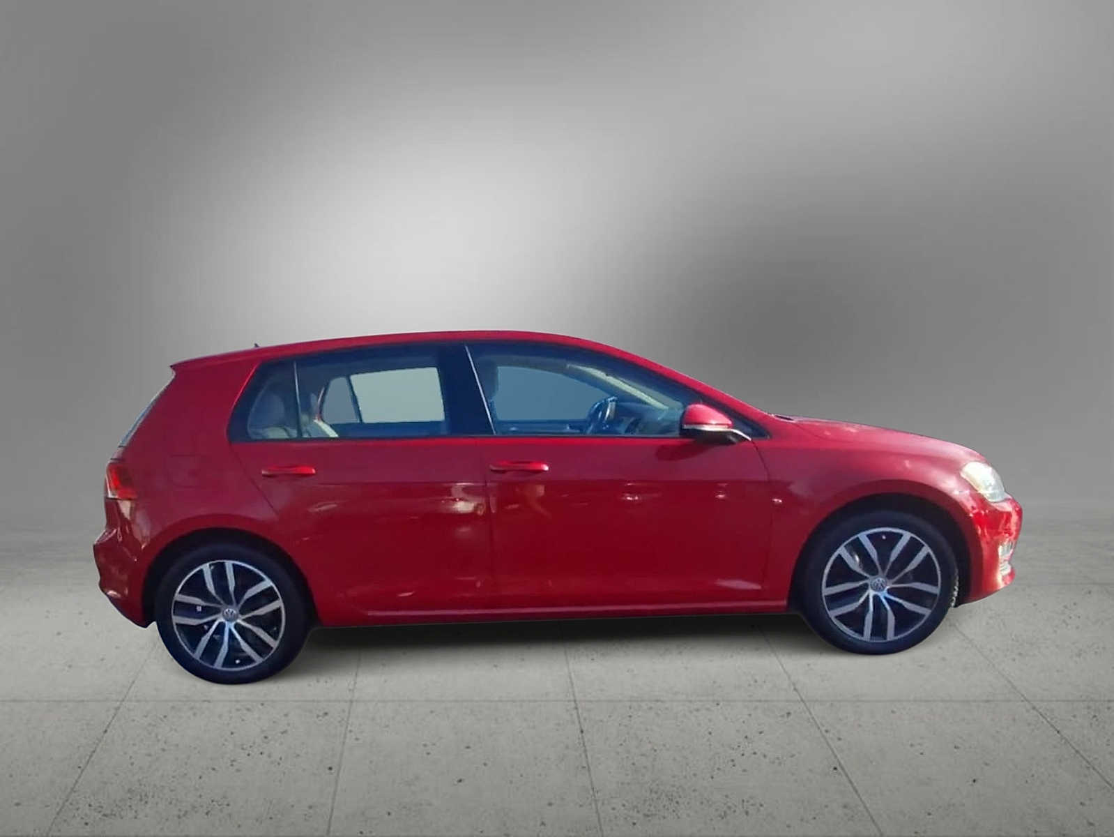 Thumbnail: 2016 Volkswagen Golf - 8