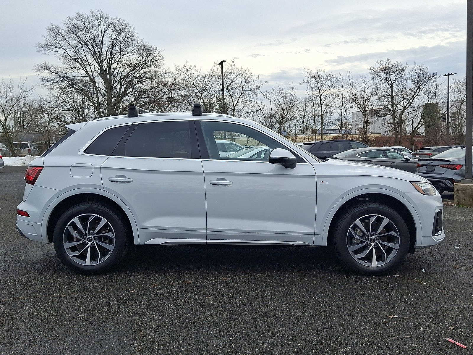 Thumbnail: 2023 Audi Q5 - 26