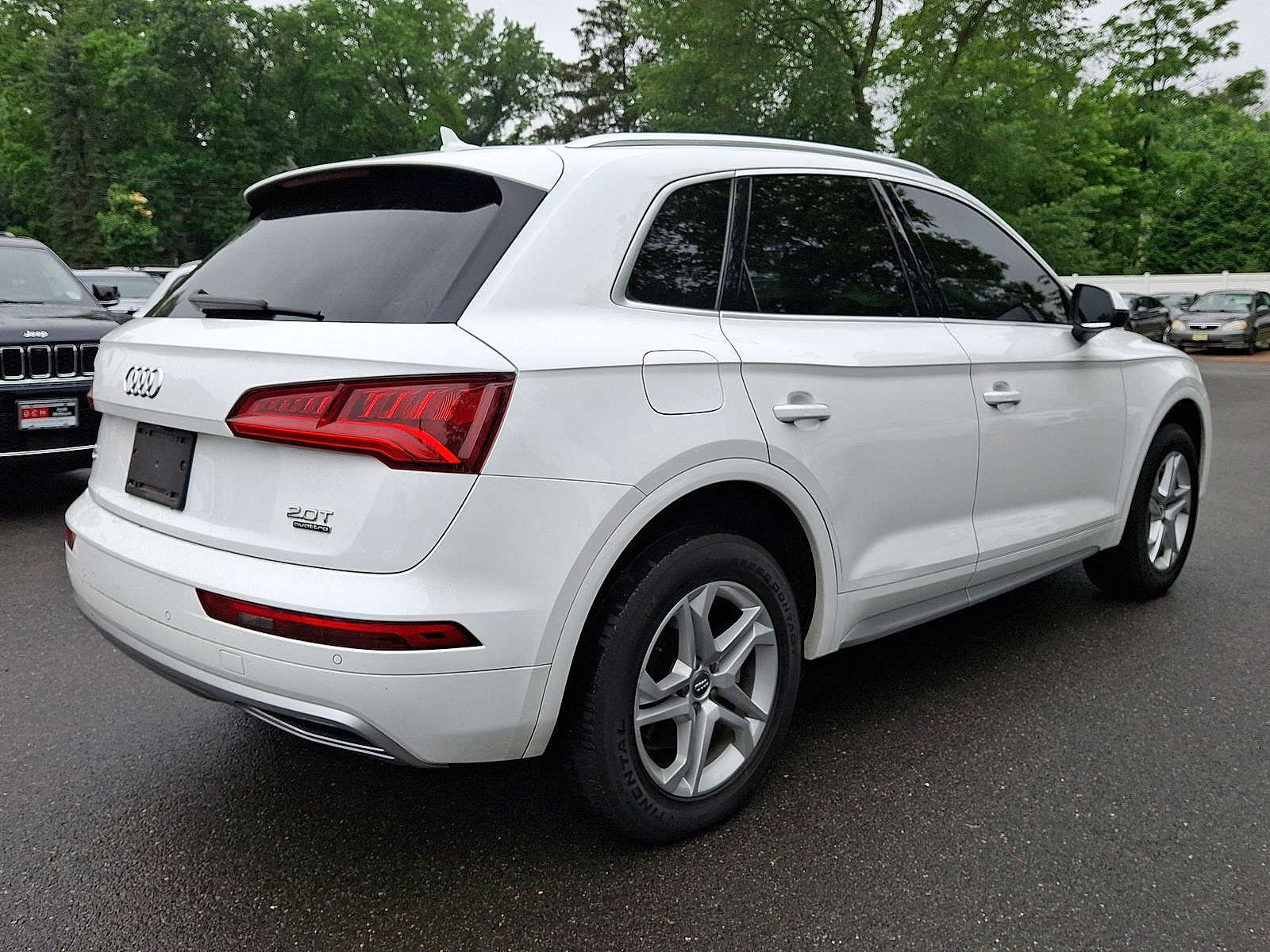 2018 Audi Q5 e Premium Plus 25