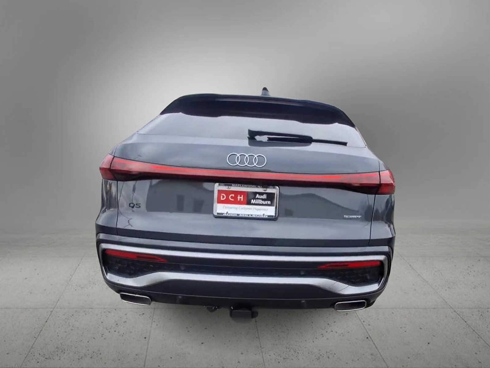 Thumbnail: 2025 Audi Q5 - 7