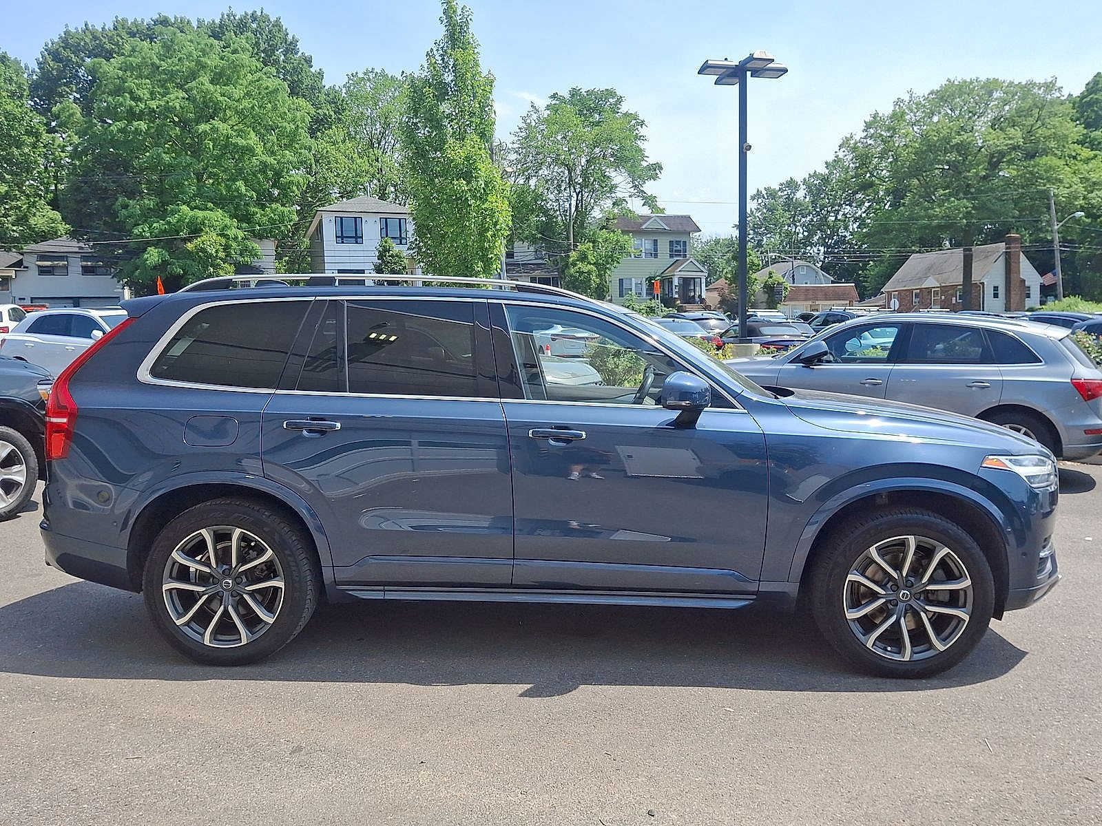 Thumbnail: 2018 Volvo XC90 - 26