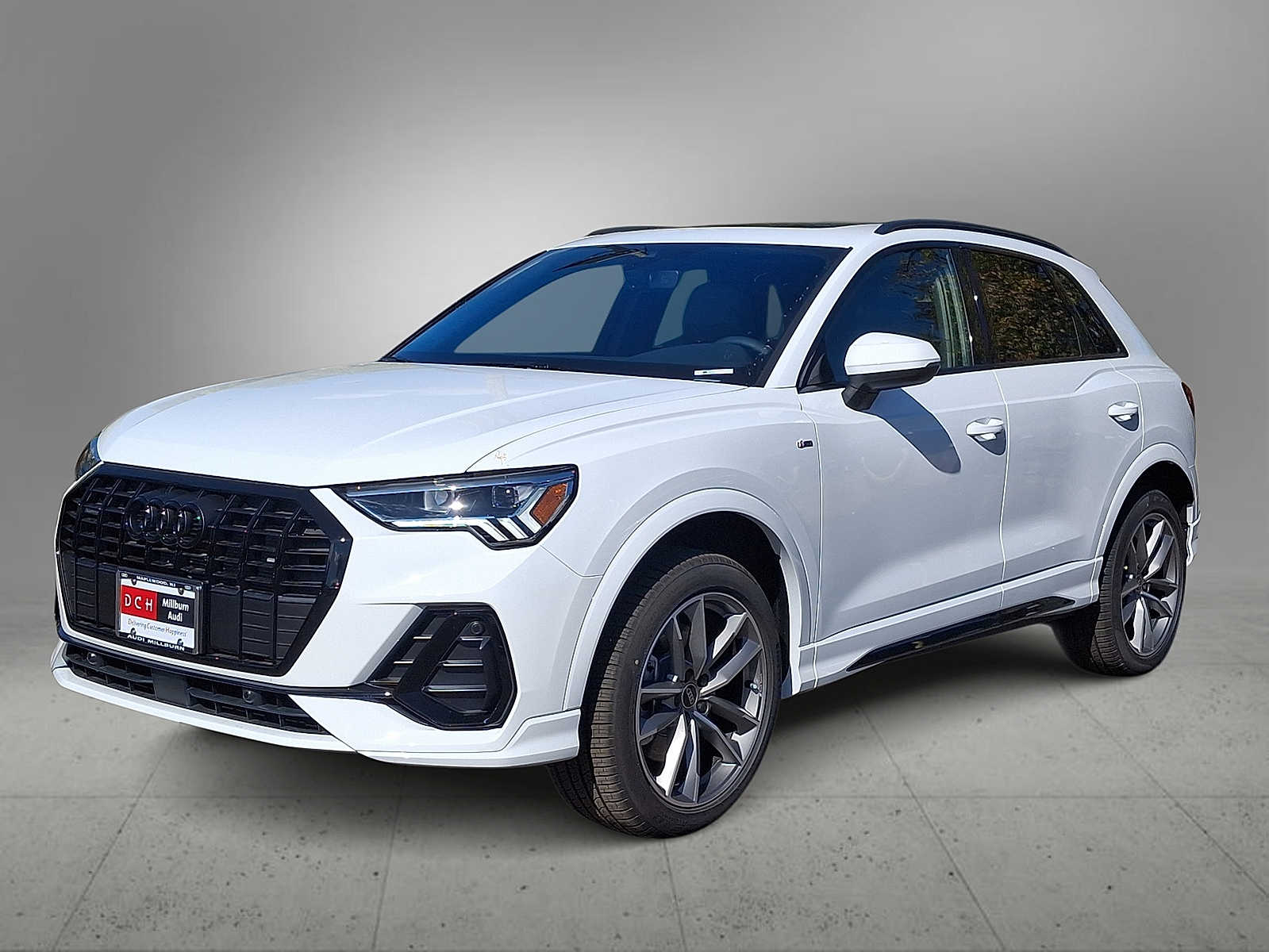 Thumbnail: 2025 Audi Q3 - 1