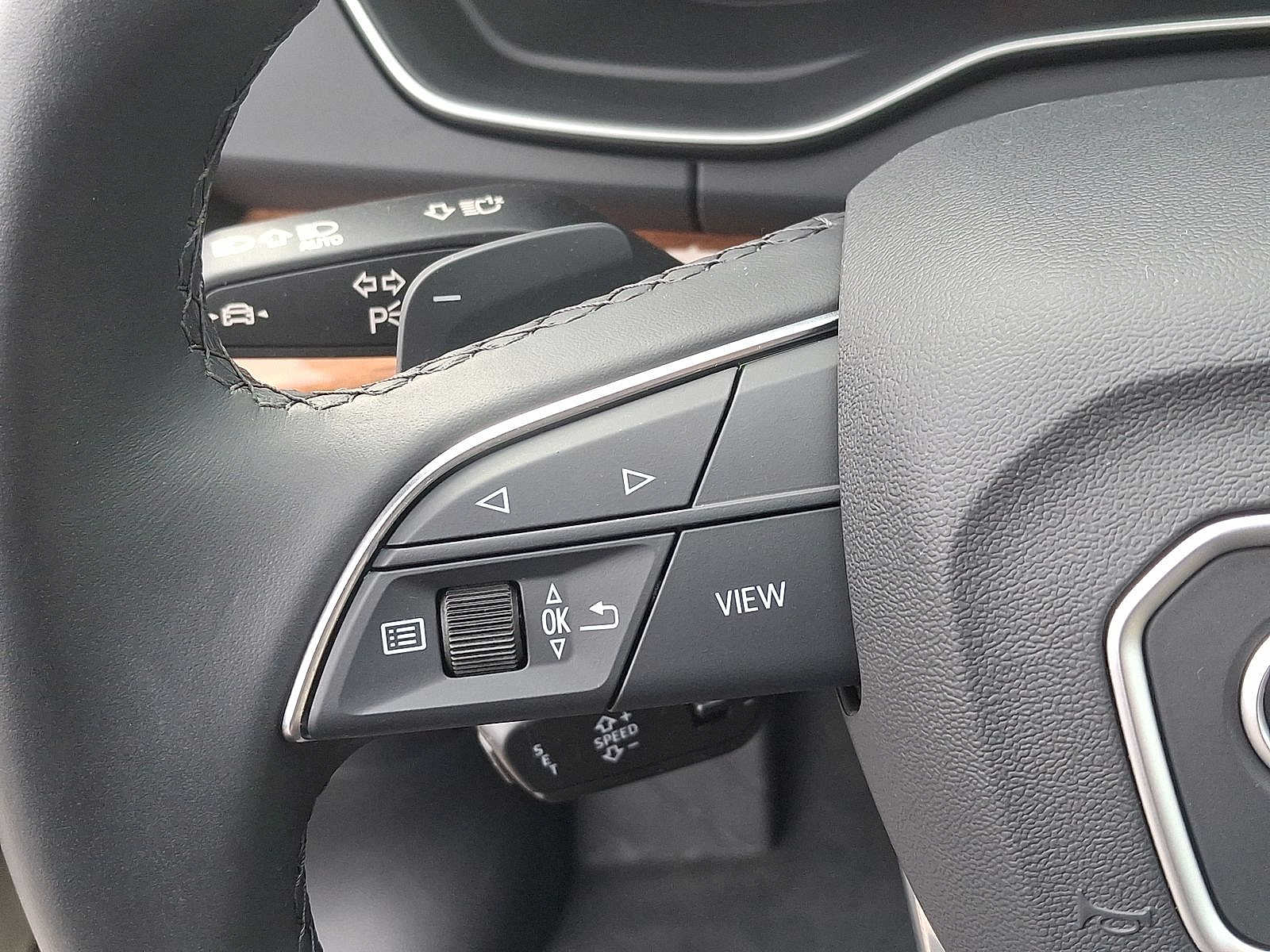 Thumbnail: 2025 Audi Q5 - 17