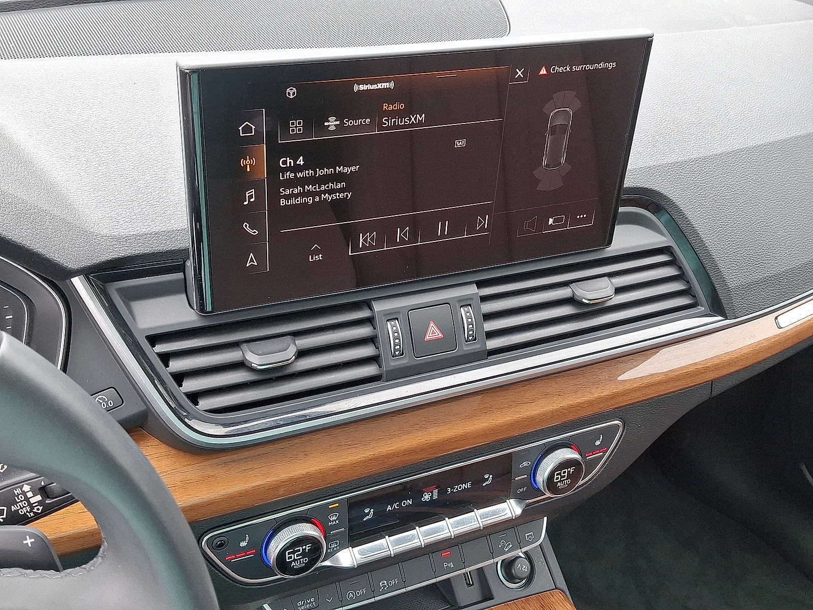 Thumbnail: 2023 Audi Q5 - 13