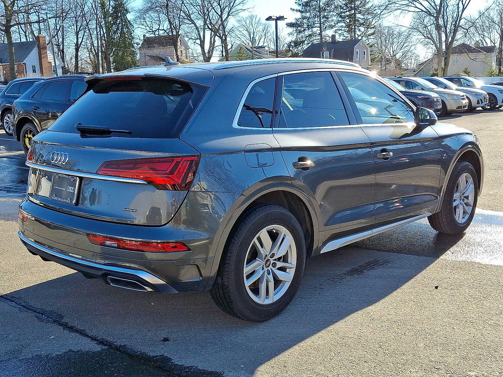 Thumbnail: 2023 Audi Q5 - 25