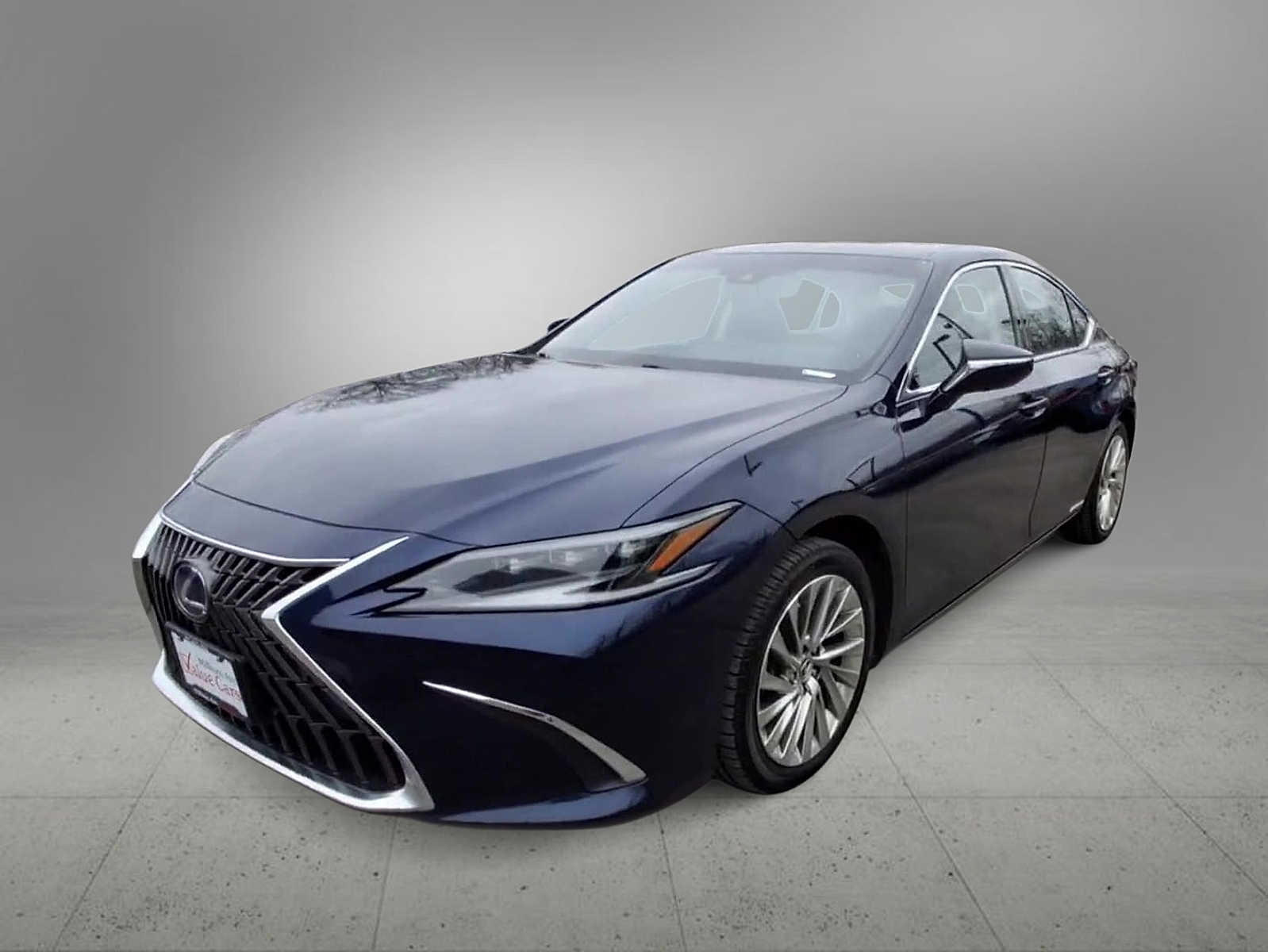 Thumbnail: 2022 Lexus ES - 3