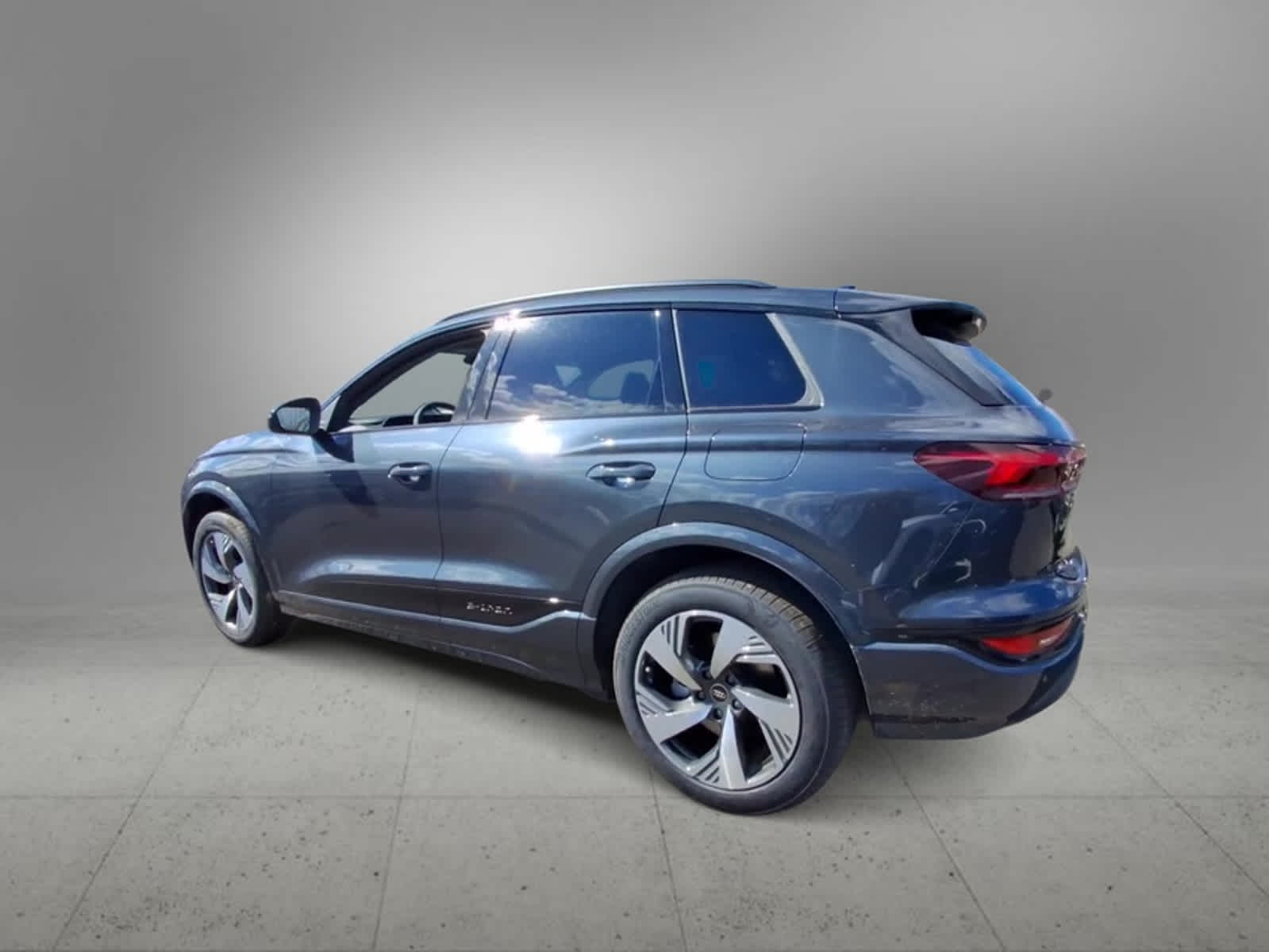 2025 Audi Q6 e-tron Premium Plus 6