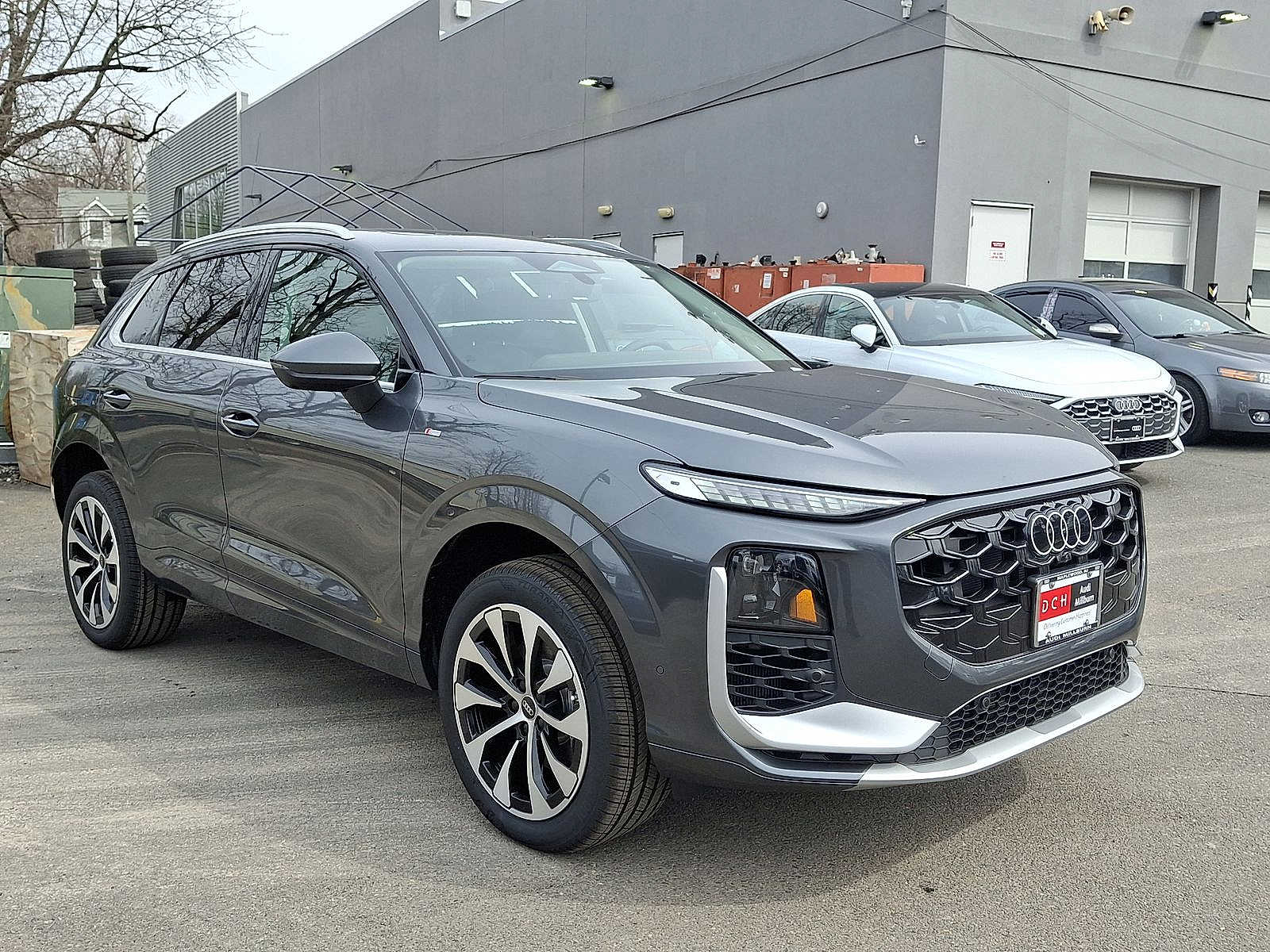 Thumbnail: 2026 Audi Q3 - 10