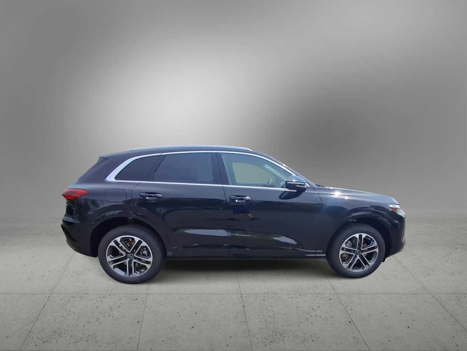 Thumbnail: 2026 Audi Q5 - 9