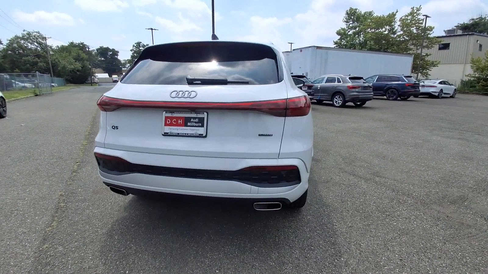 Thumbnail: 2025 Audi Q5 - 7