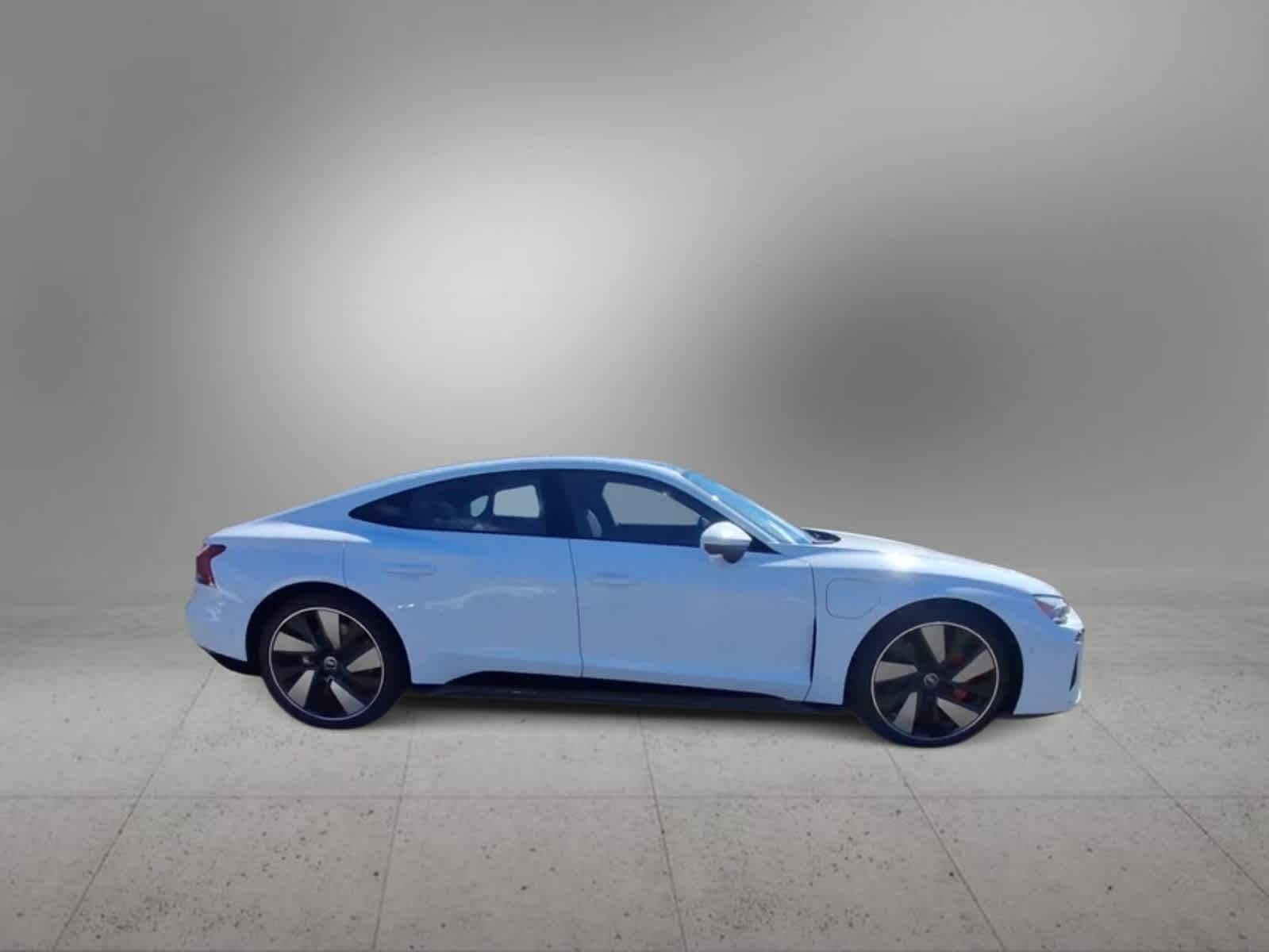 2025 Audi e-tron GT Premium Plus 9