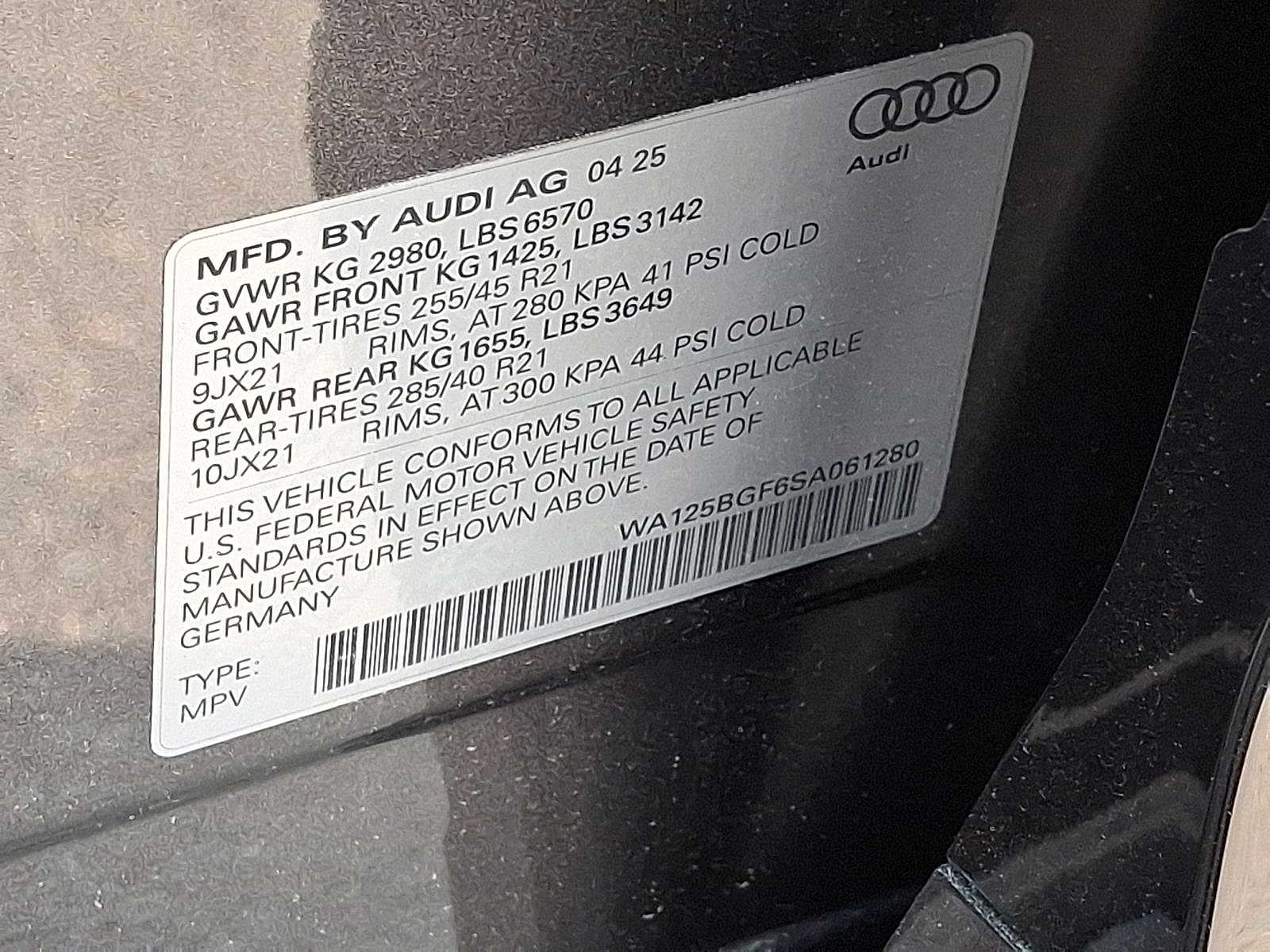 Thumbnail: 2025 Audi SQ6 e-tron - 17