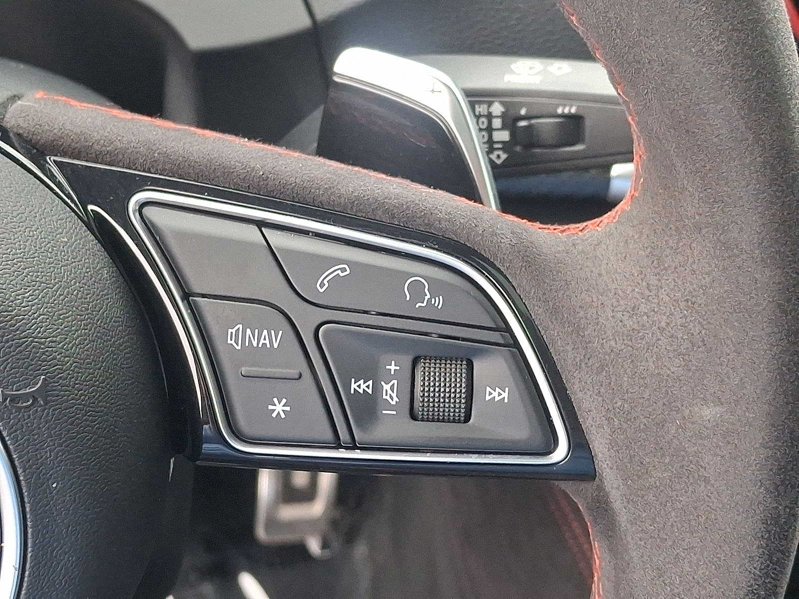 Thumbnail: 2019 Audi RS 3 - 18