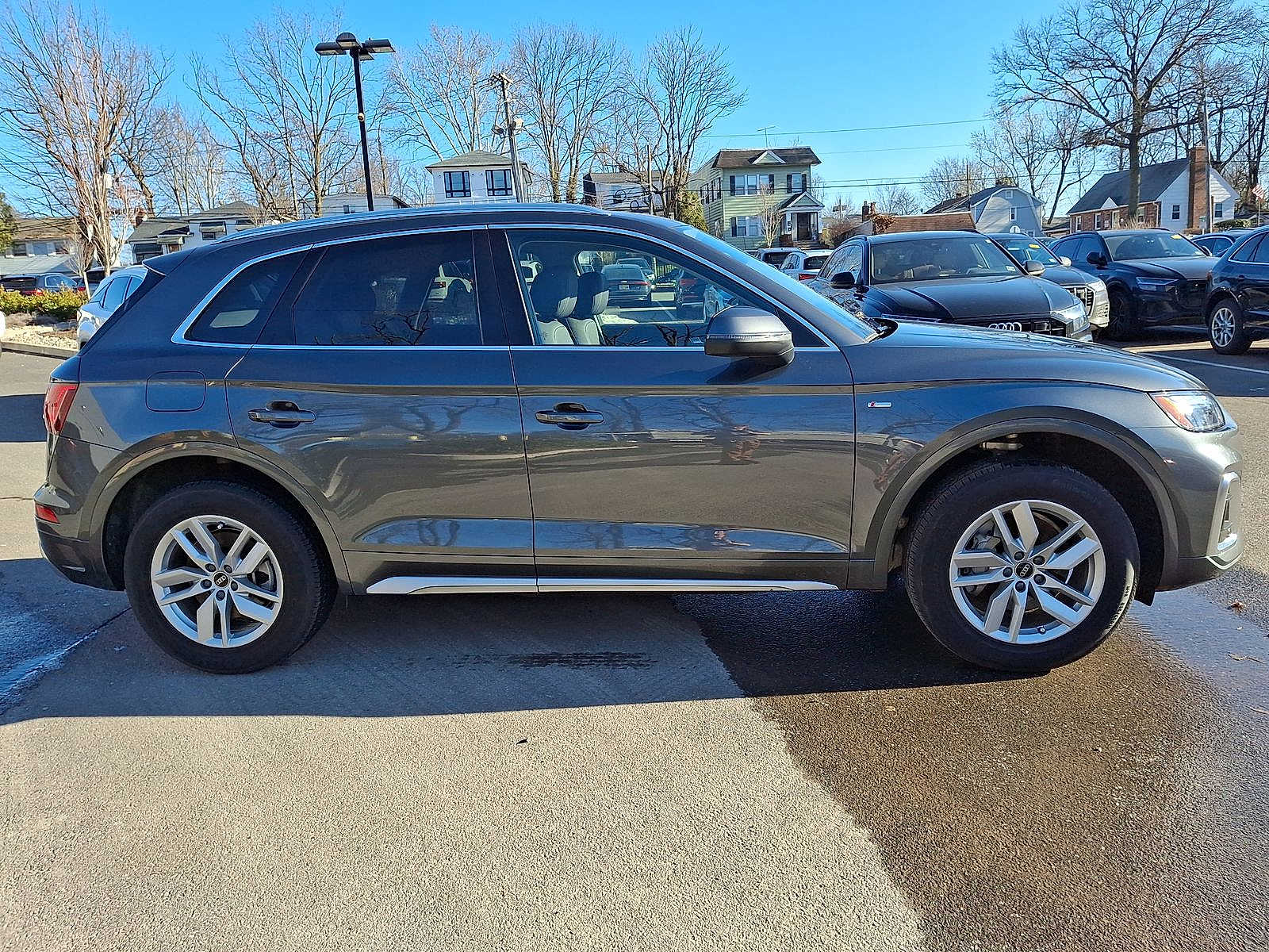 Thumbnail: 2023 Audi Q5 - 26