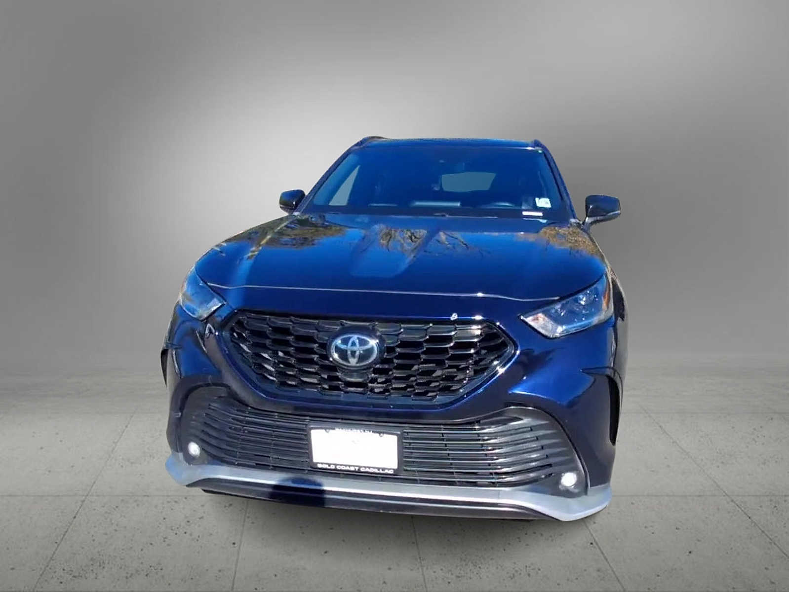 Thumbnail: 2021 Toyota Highlander - 3