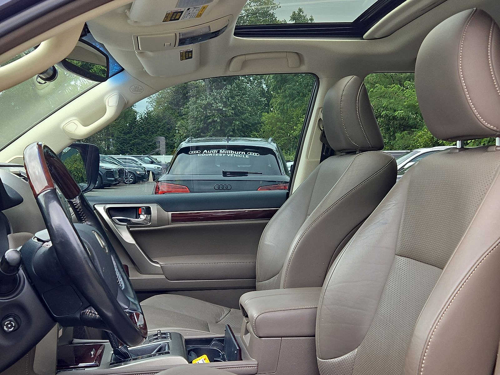 Thumbnail: 2019 Lexus GX - 17