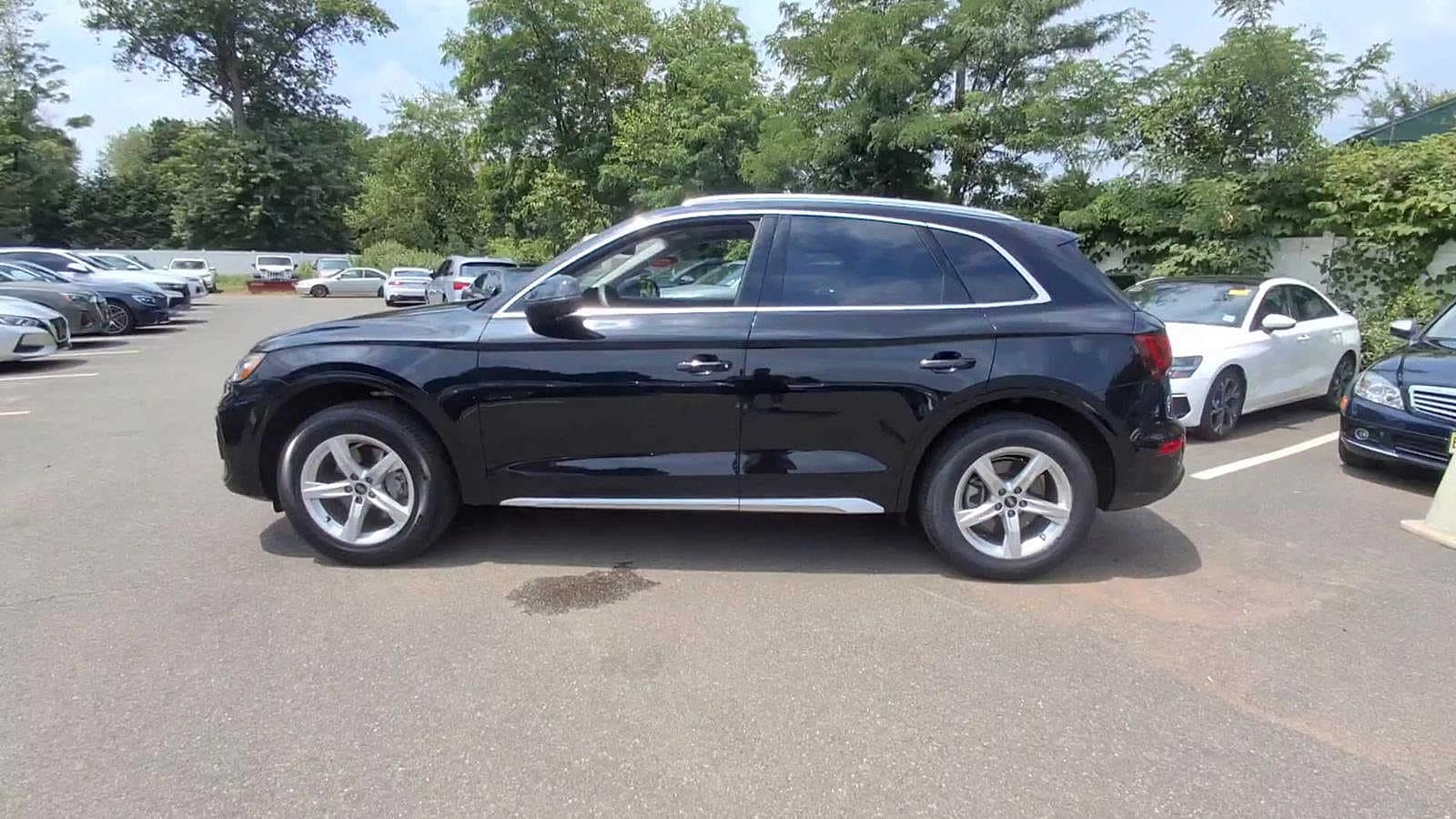 Thumbnail: 2022 Audi Q5 - 5