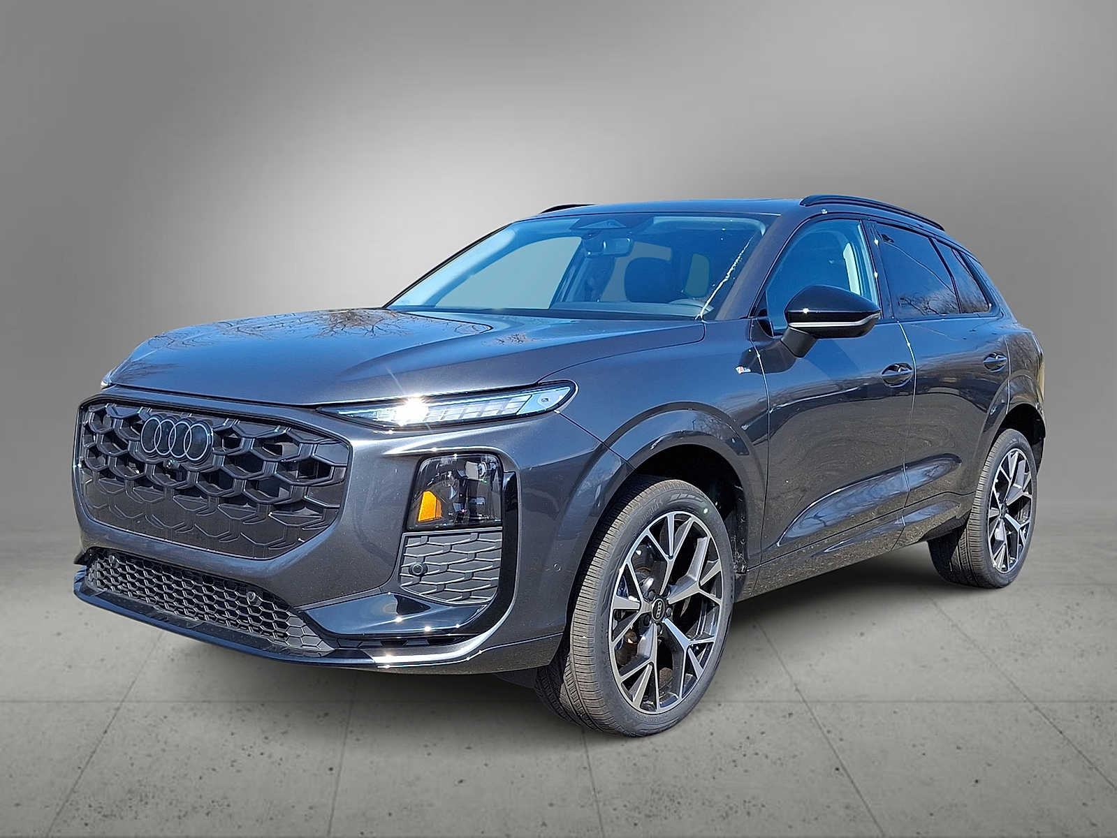 Thumbnail: 2026 Audi Q3 - 1