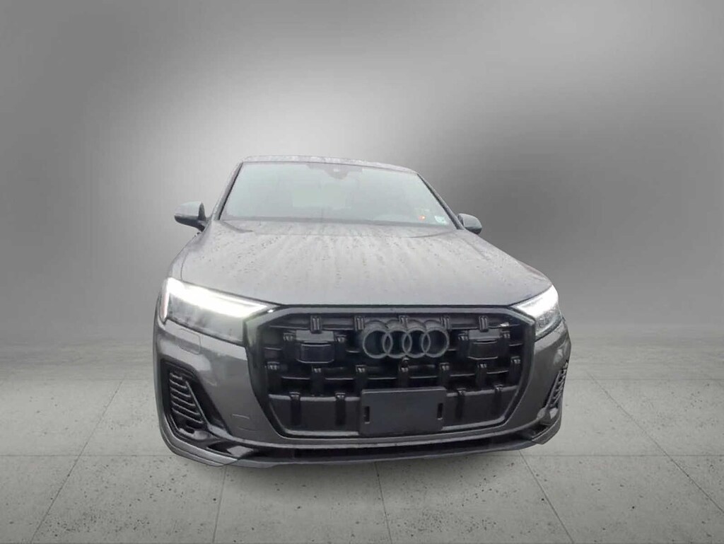 Certified 2025 Audi Q7 Premium SUV