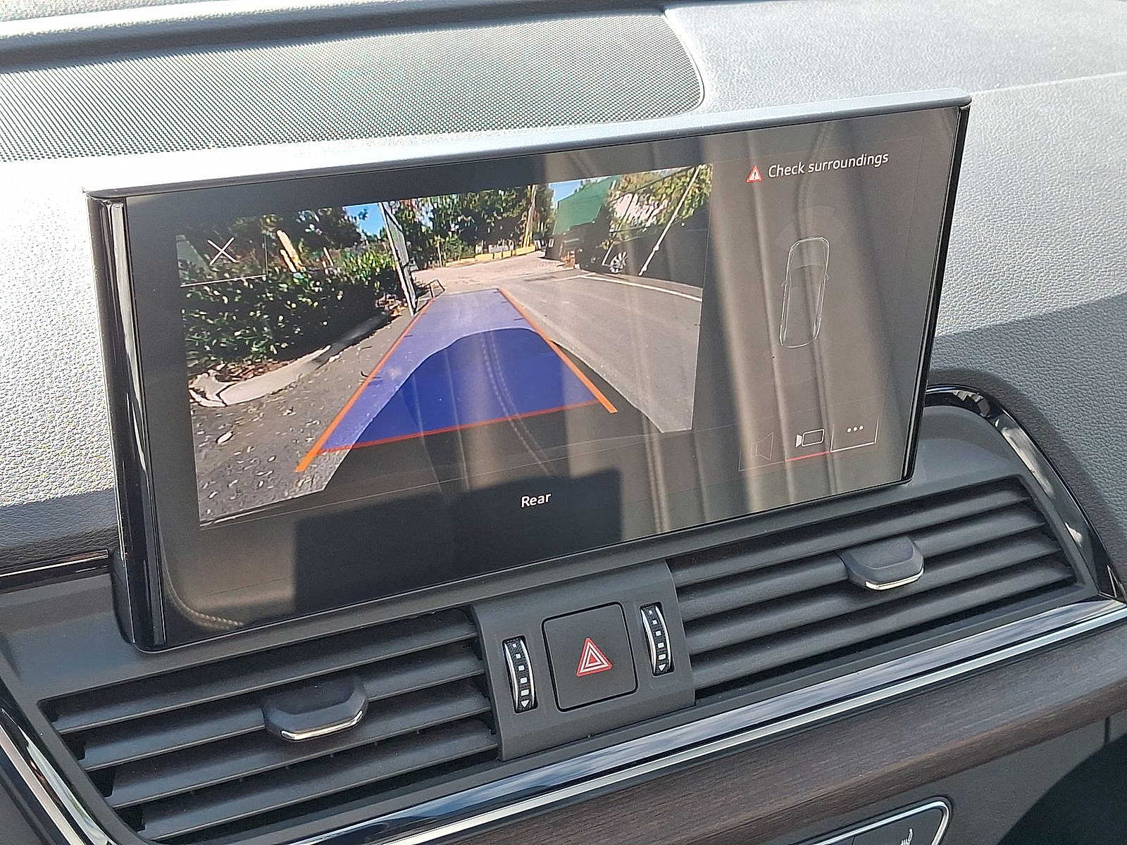 Thumbnail: 2023 Audi Q5 - 14