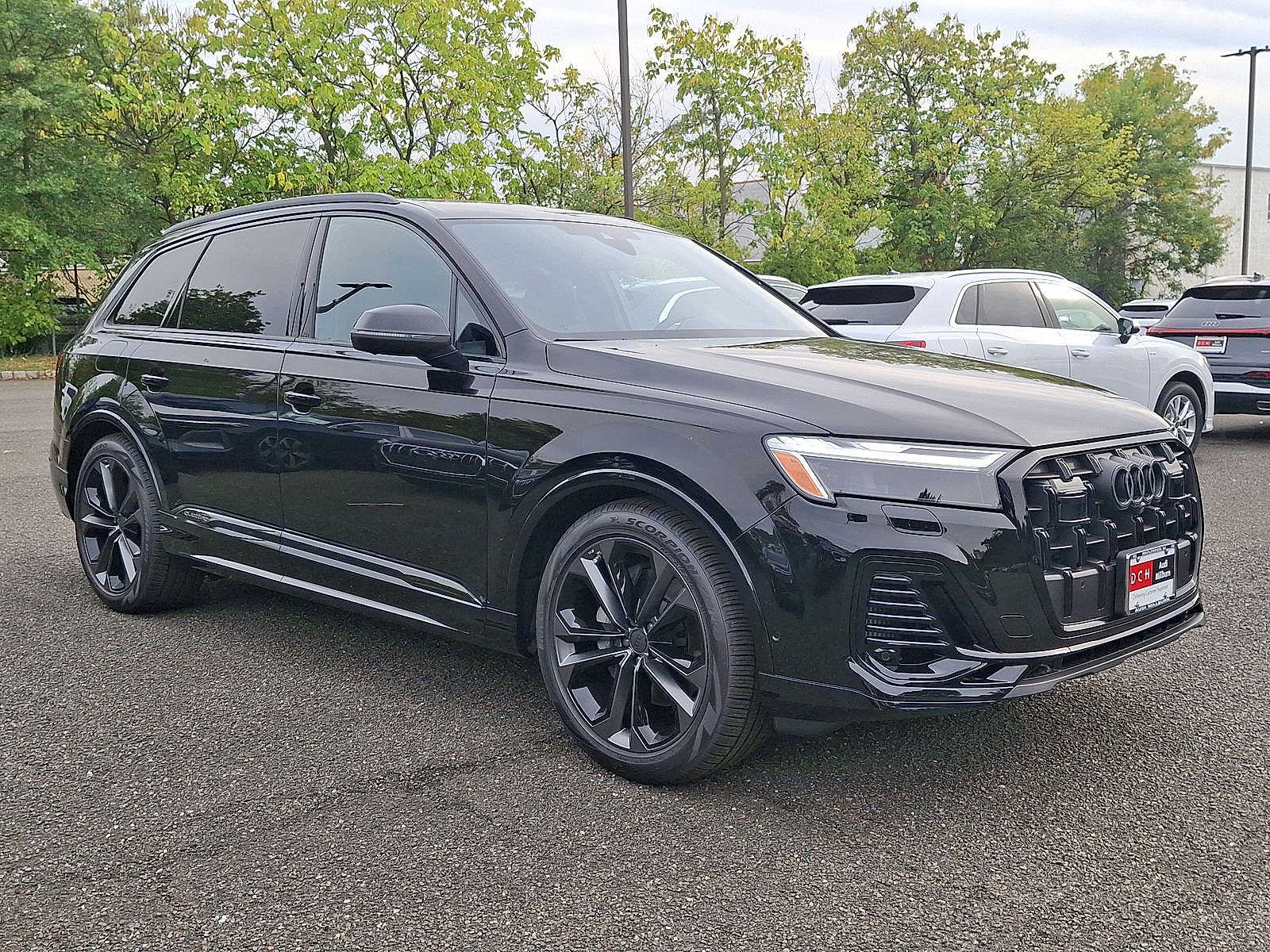 Thumbnail: 2026 Audi Q7 - 10