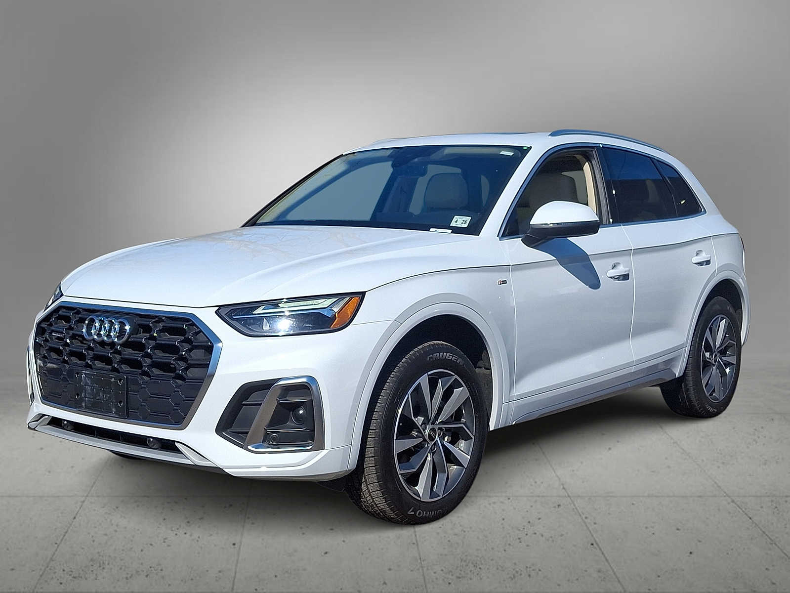 Thumbnail: 2023 Audi Q5 - 1