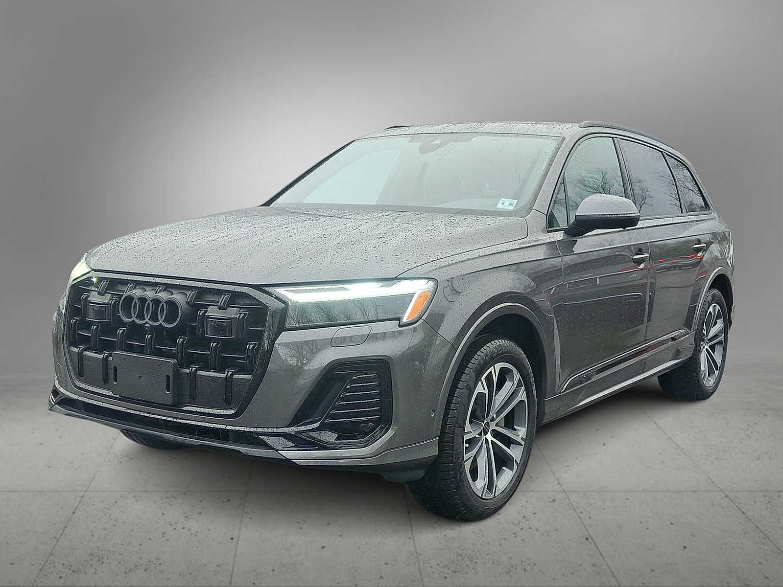 Thumbnail: 2025 Audi Q7 - 1