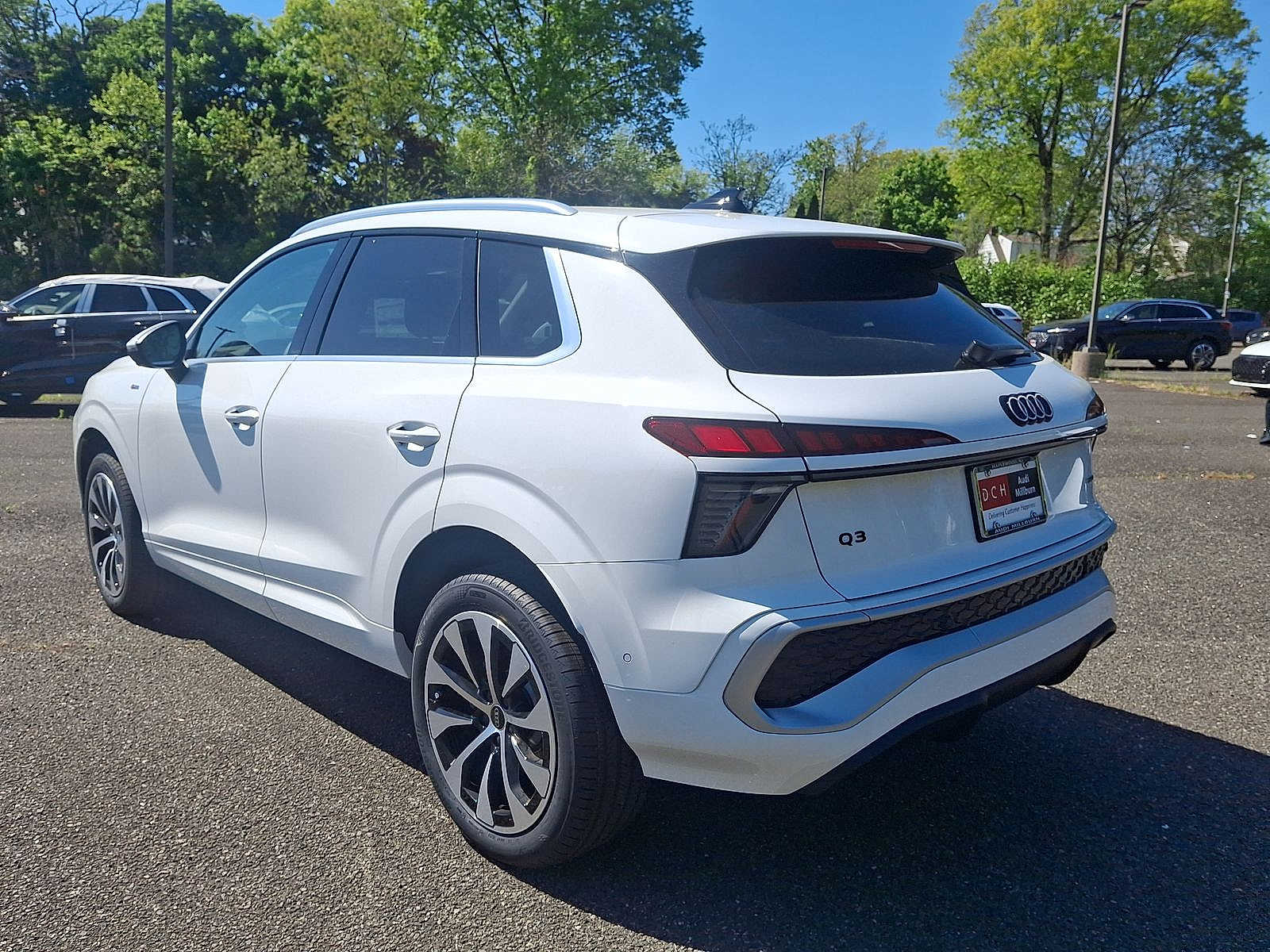 Thumbnail: 2026 Audi Q3 - 12