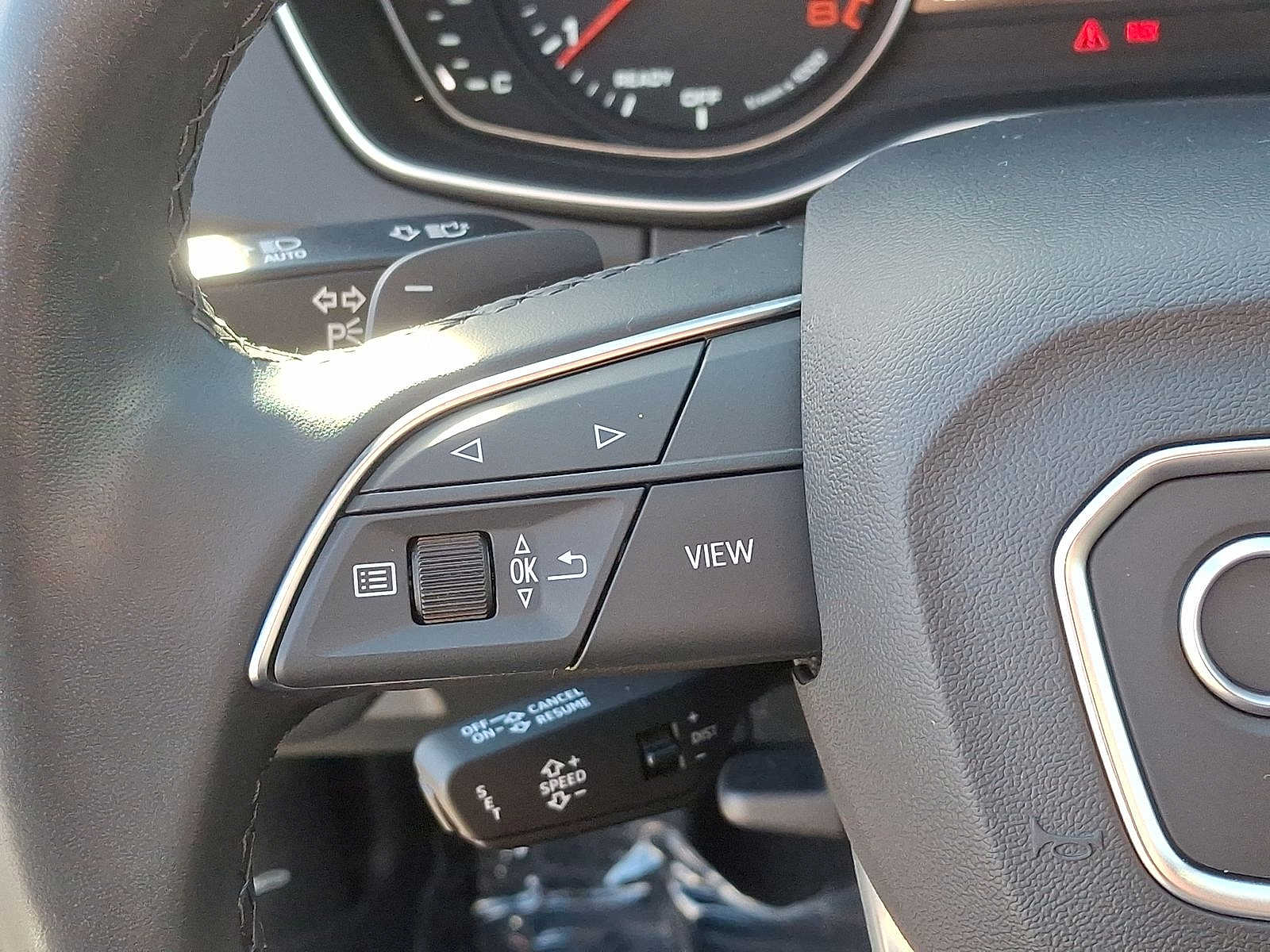 Thumbnail: 2023 Audi Q5 - 17