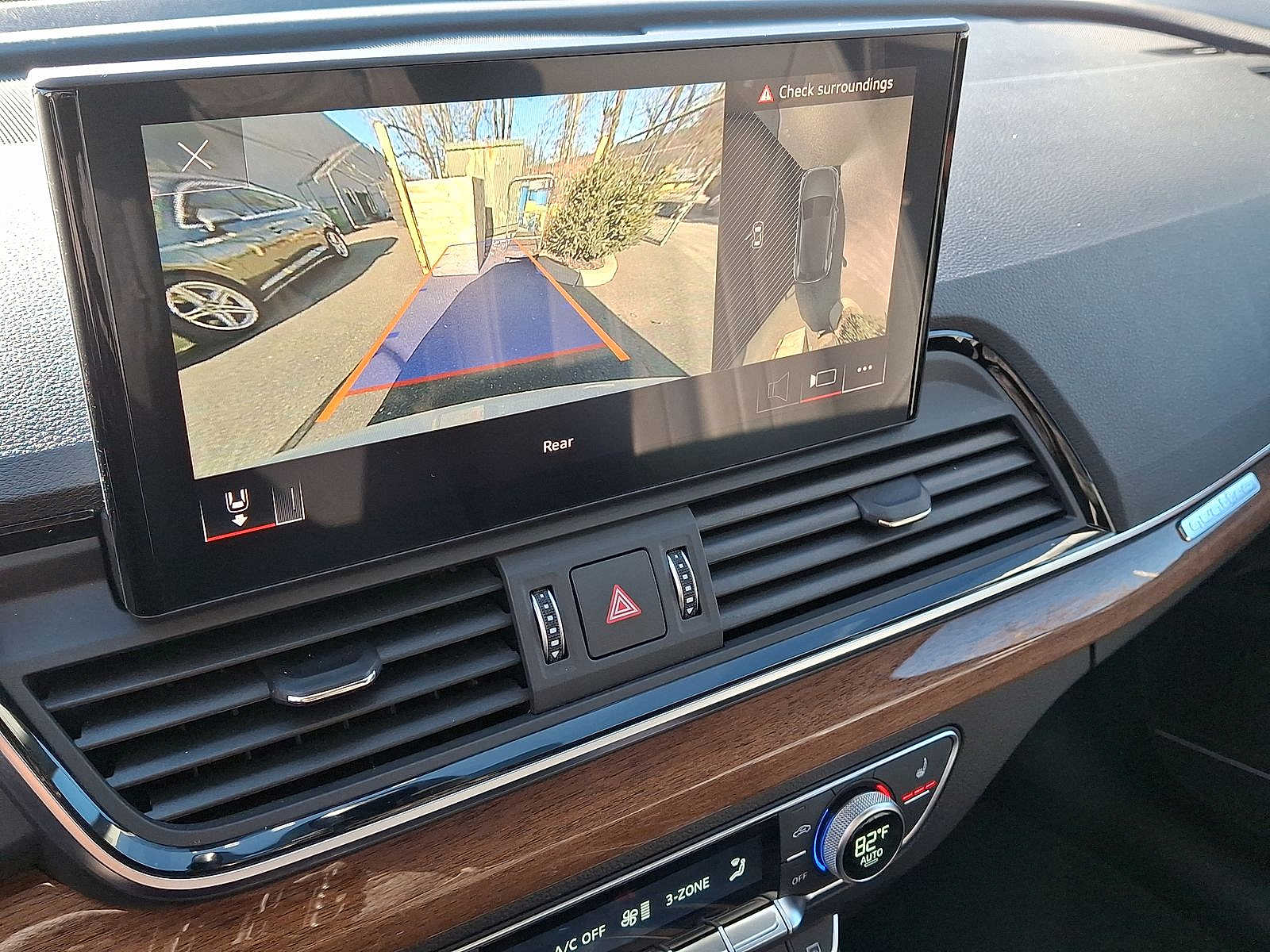 Thumbnail: 2022 Audi Q5 - 15