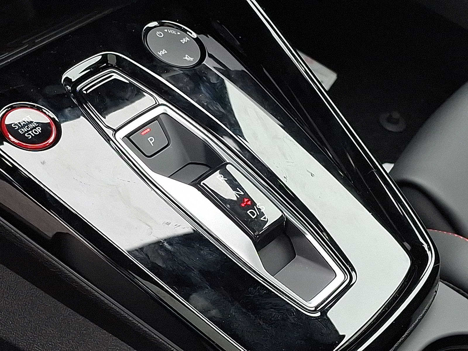 Thumbnail: 2026 Audi RS 3 - 13