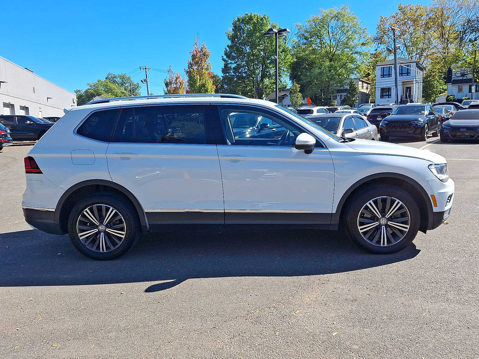Thumbnail: 2018 Volkswagen Tiguan - 26