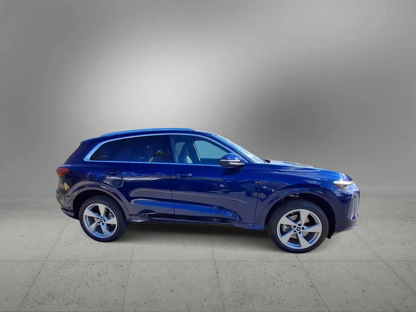 Thumbnail: 2025 Audi Q5 - 9