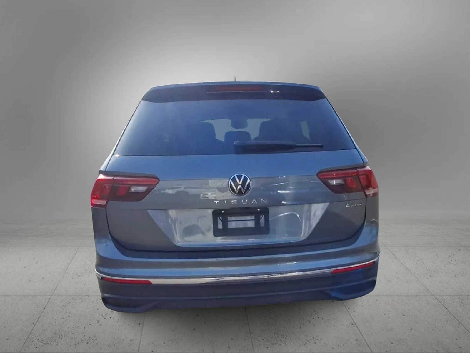 Thumbnail: 2024 Volkswagen Tiguan - 7