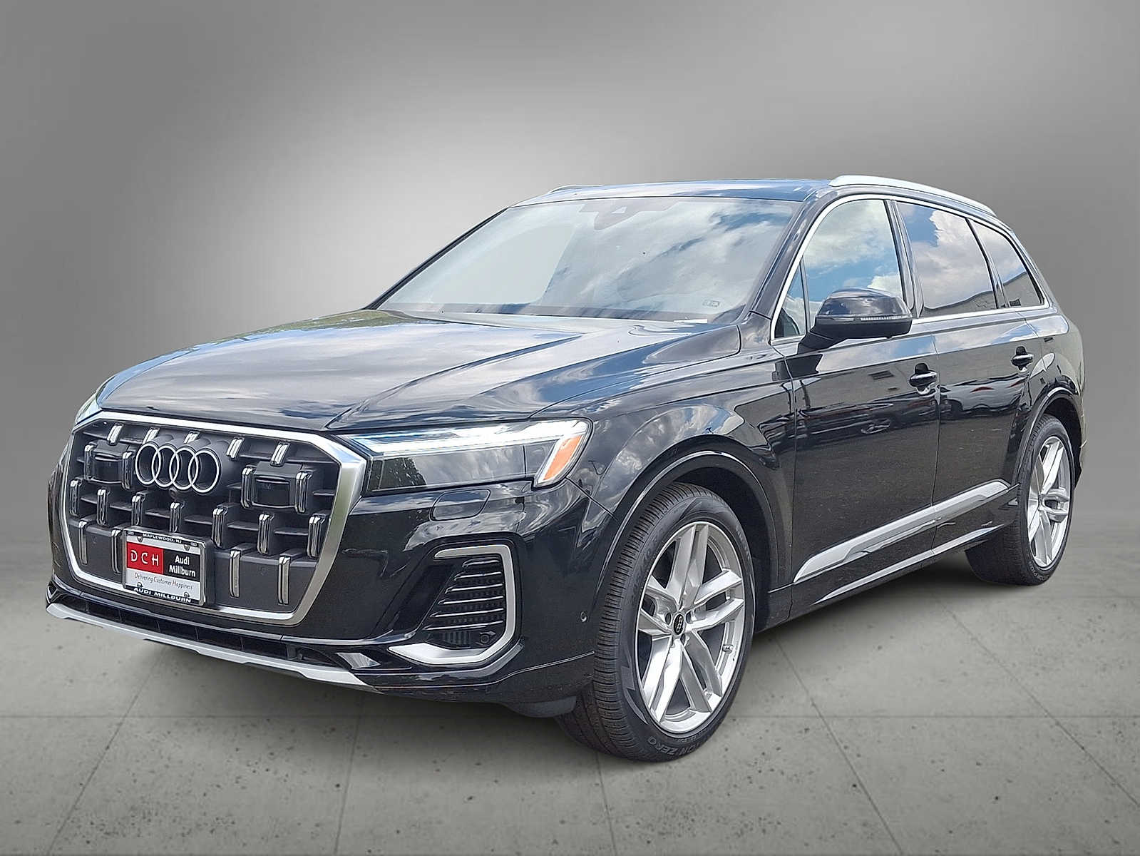 Thumbnail: 2025 Audi Q7 - 1